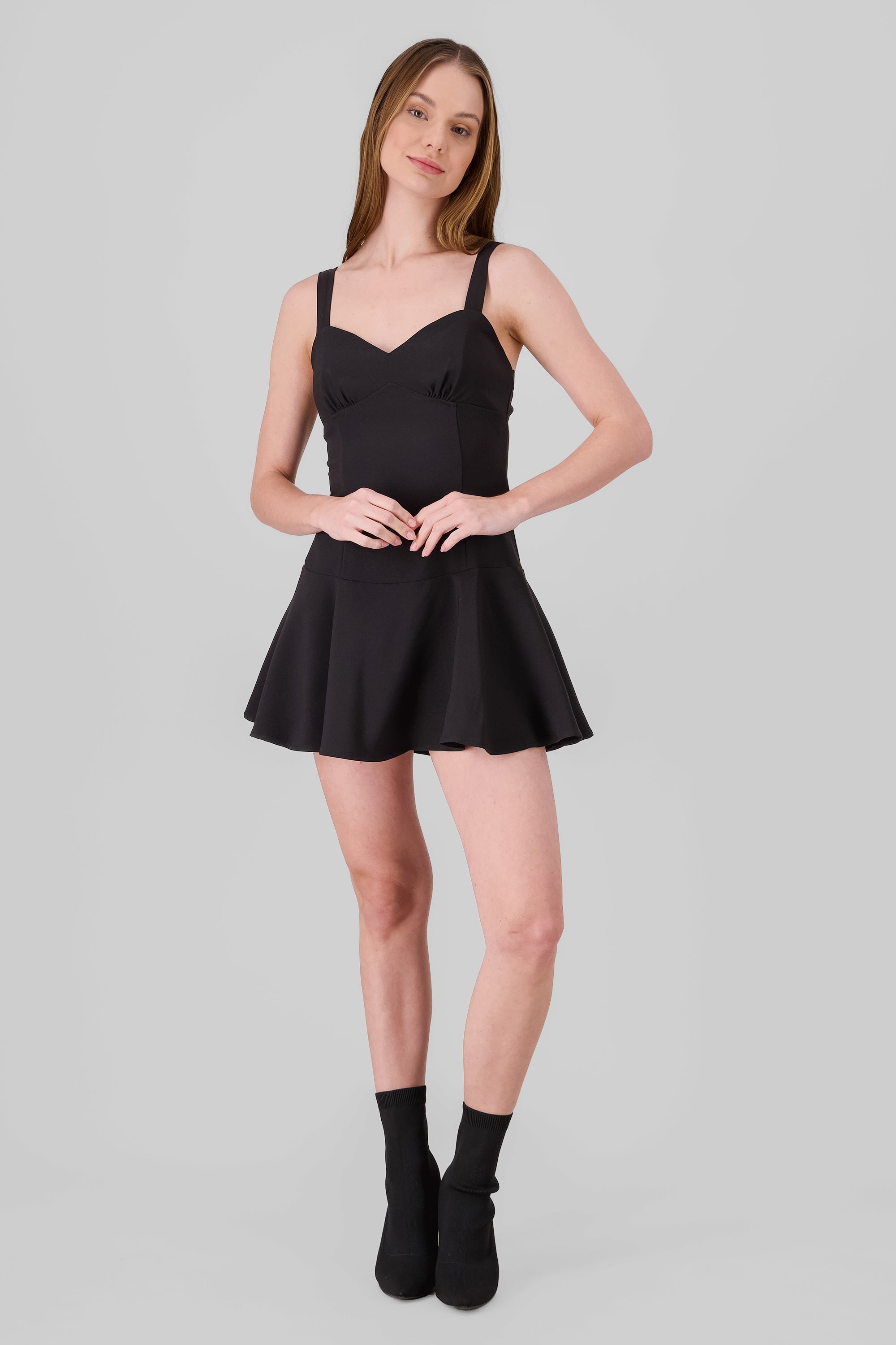 Vestido mini liso NEGRO