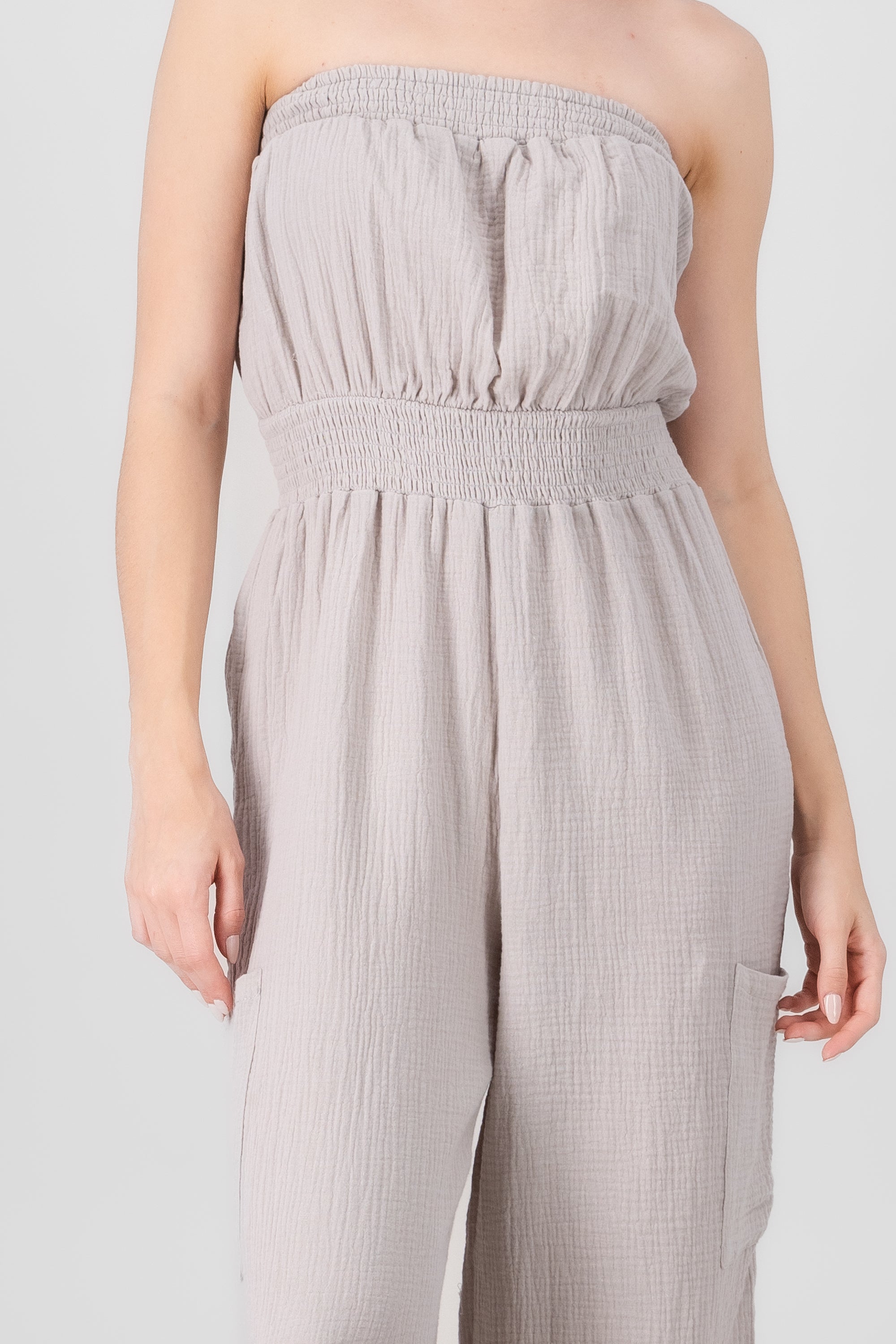 Jumpsuit bandeau con bolsas GRIS CLARO