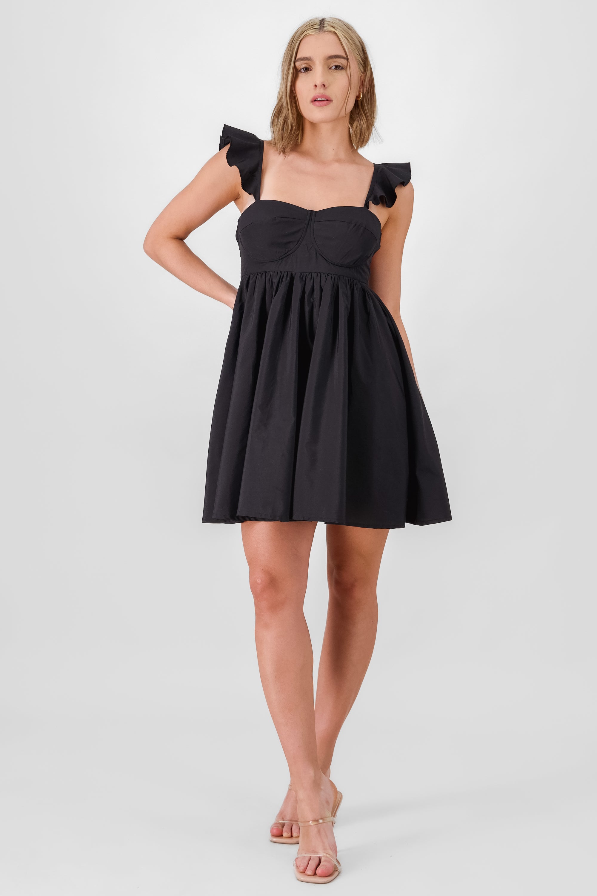 Vestido mini con detalle en tirantes NEGRO