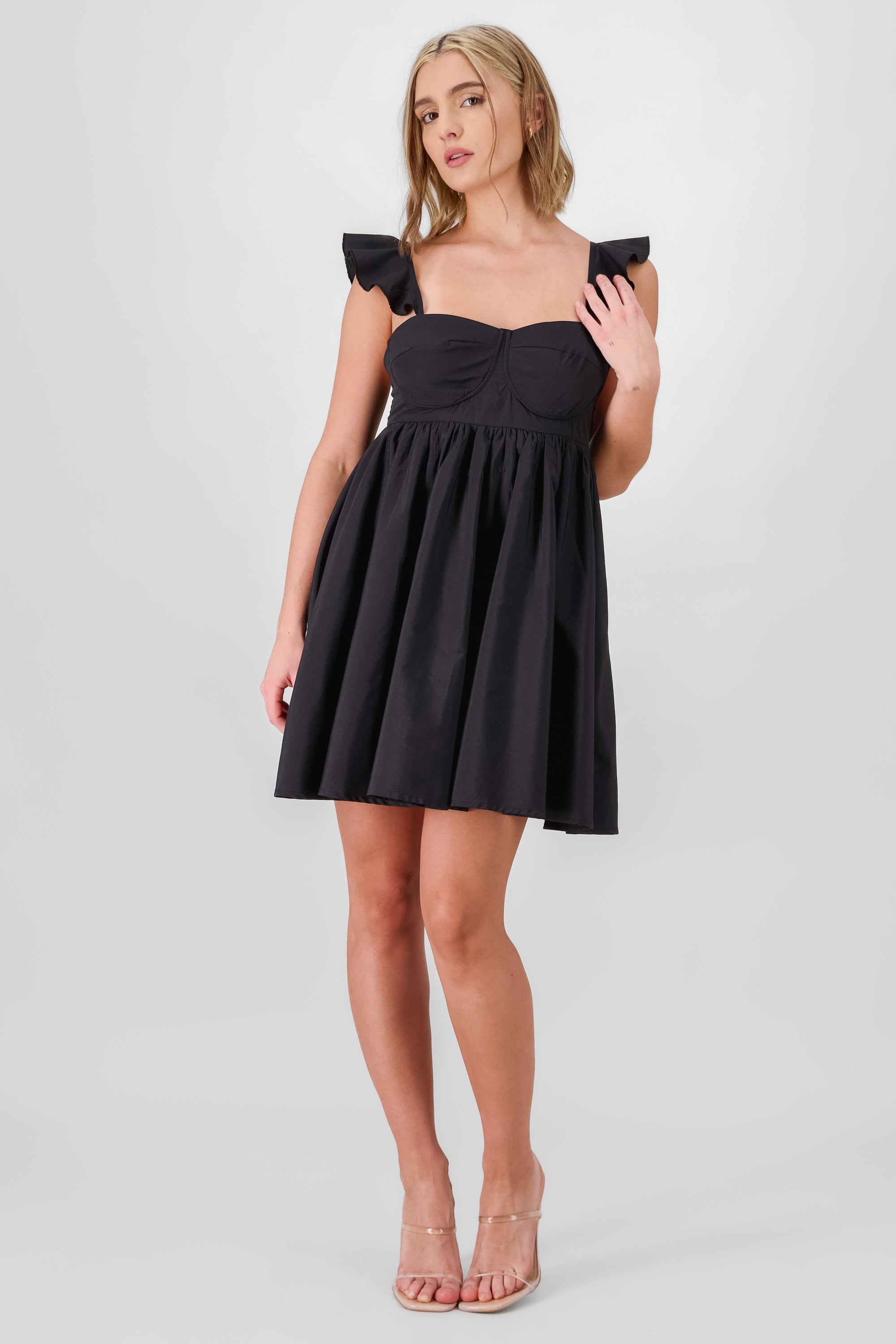 Vestido mini con detalle en tirantes NEGRO