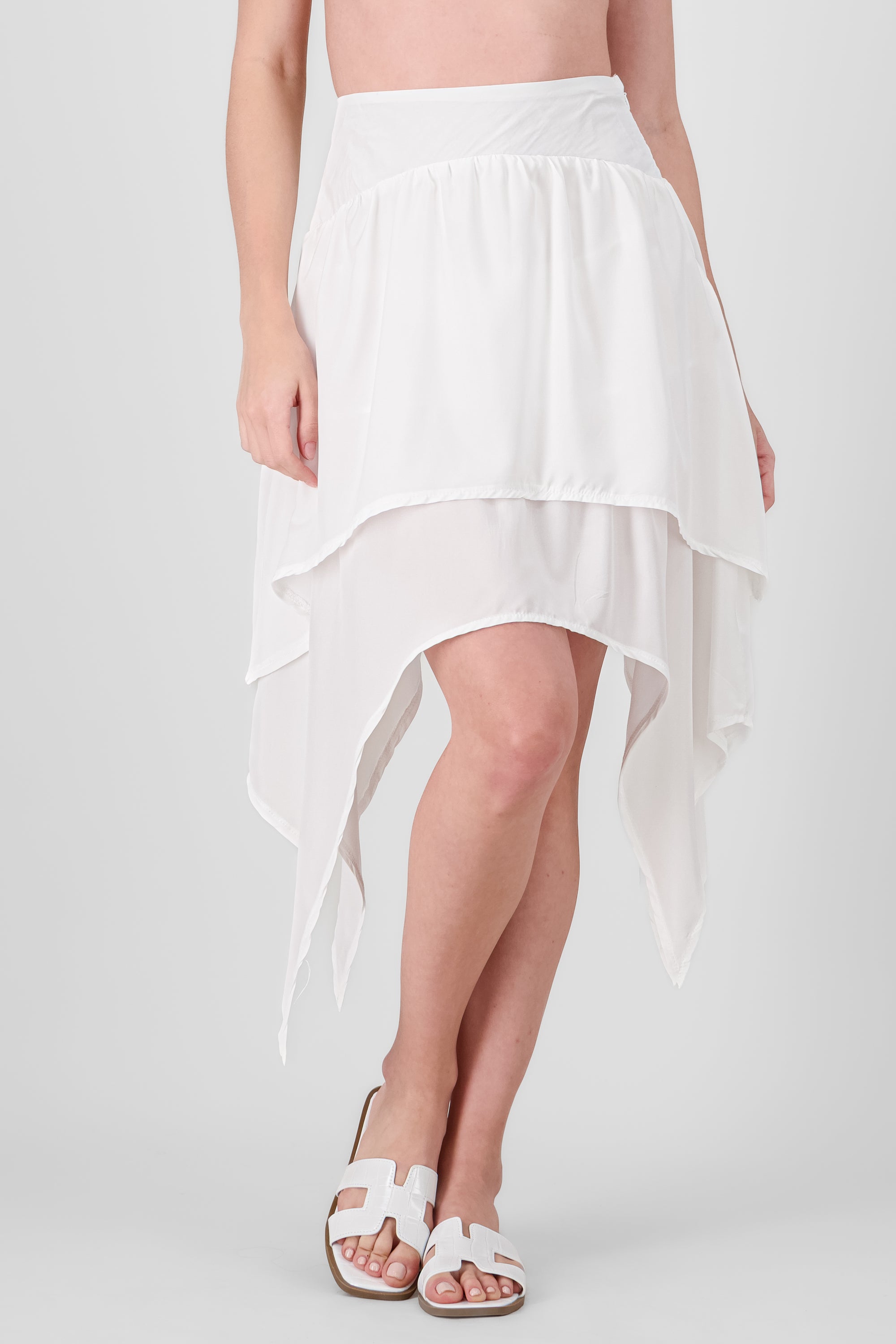 Falda midi asimetrica olan HUESO