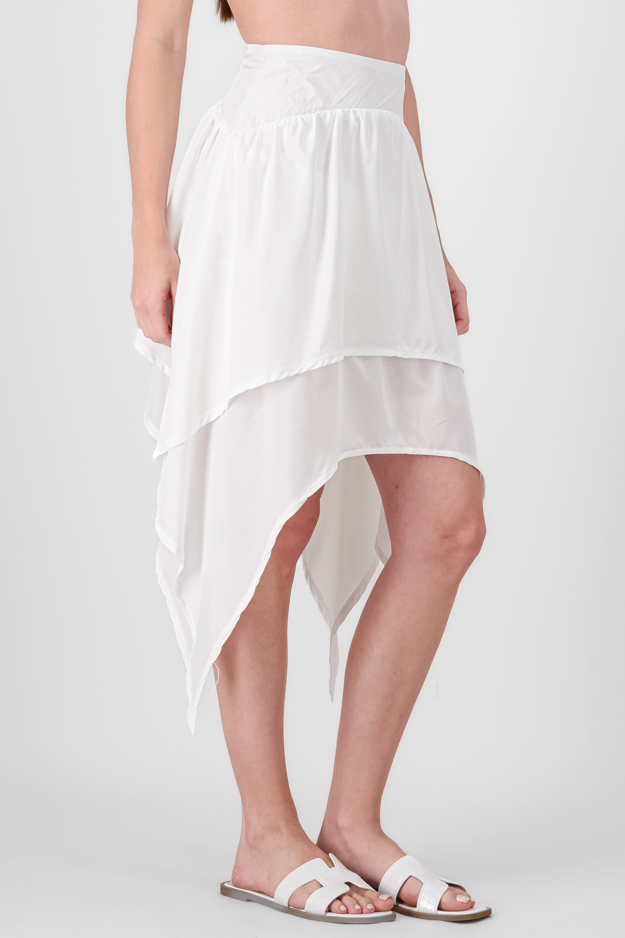 Falda midi asimetrica olan HUESO