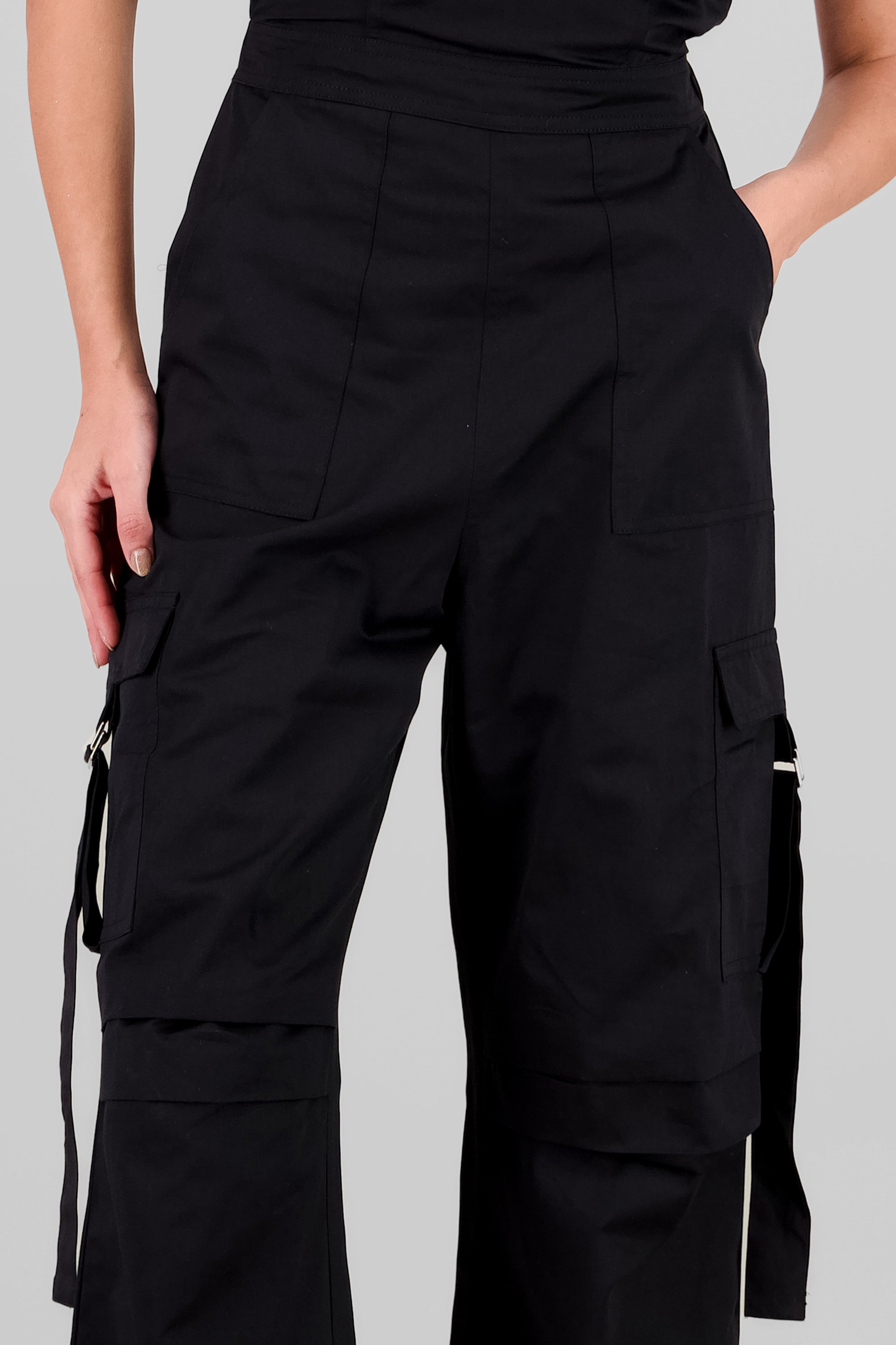 Jumpsuit strapless cargo tiras NEGRO