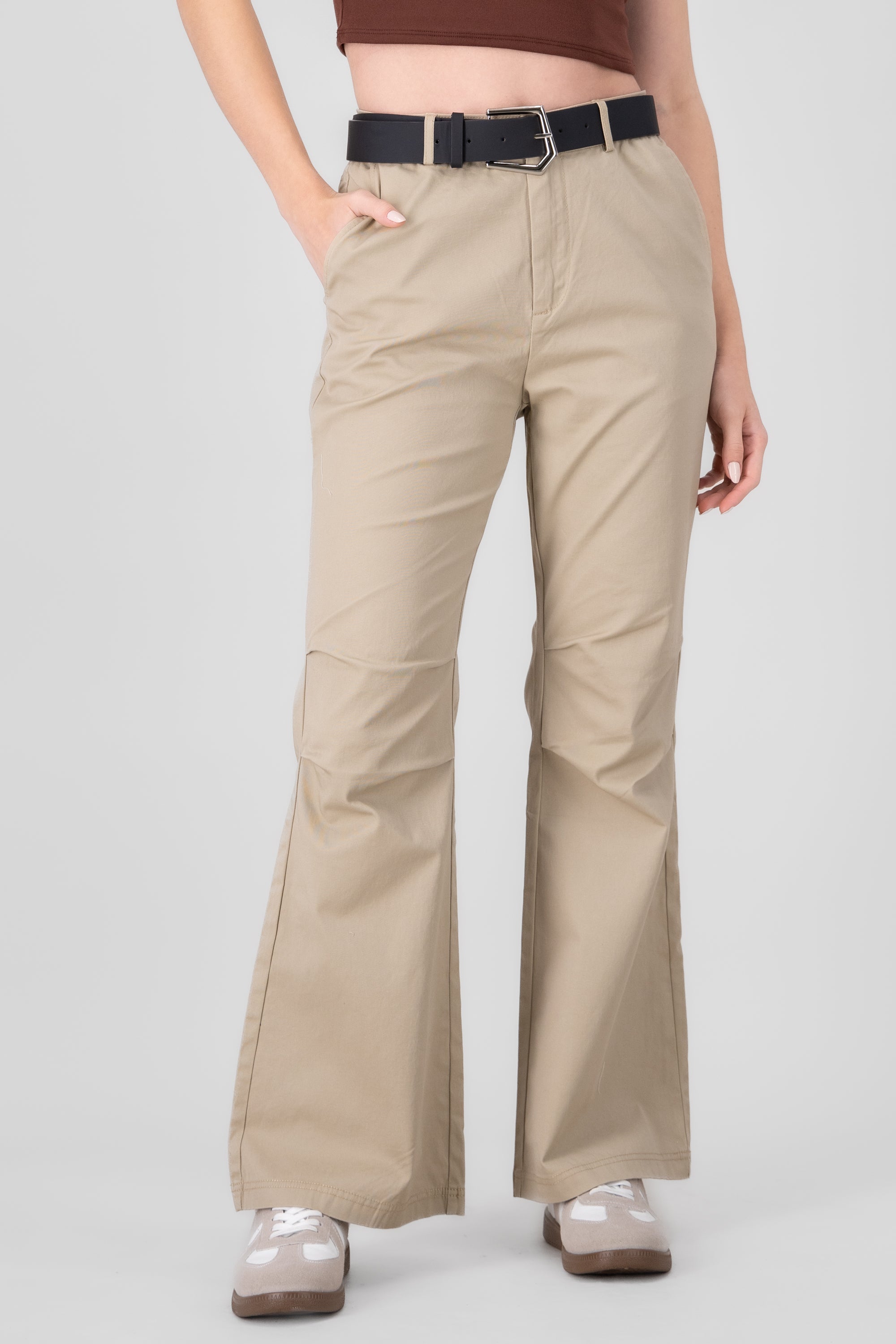 Pantalon detalle costuras BEIGE