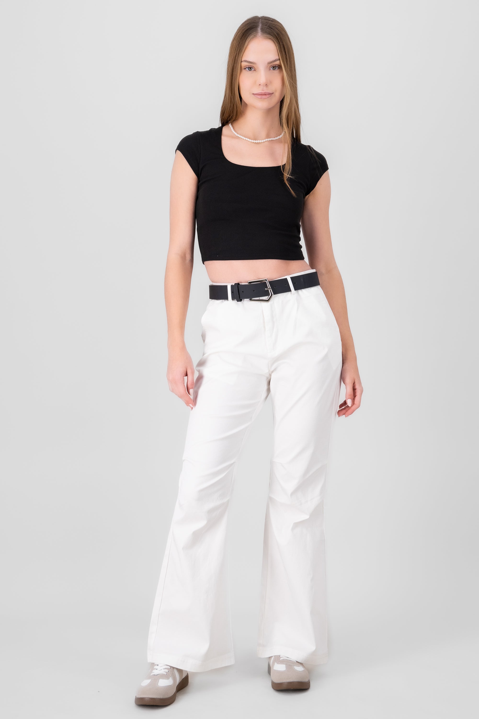 Pantalon detalle costuras BLANCO