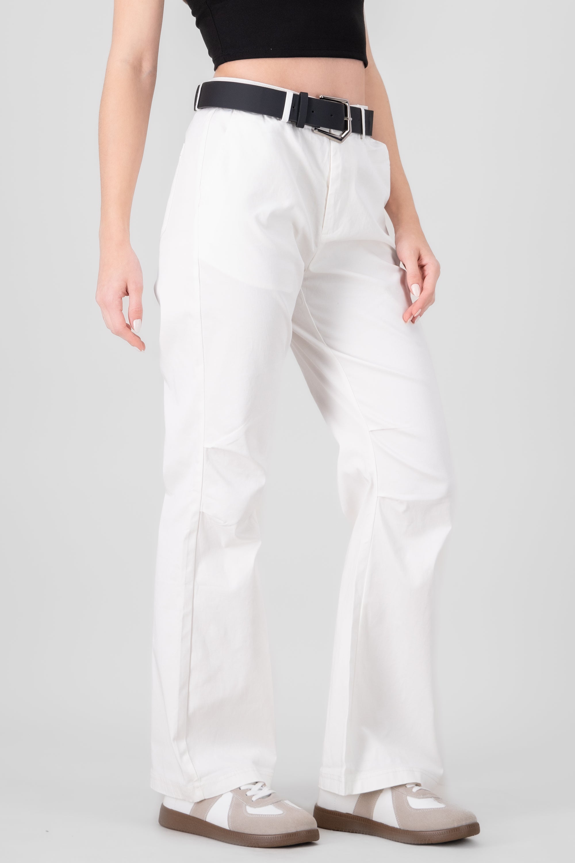 Pantalon detalle costuras BLANCO