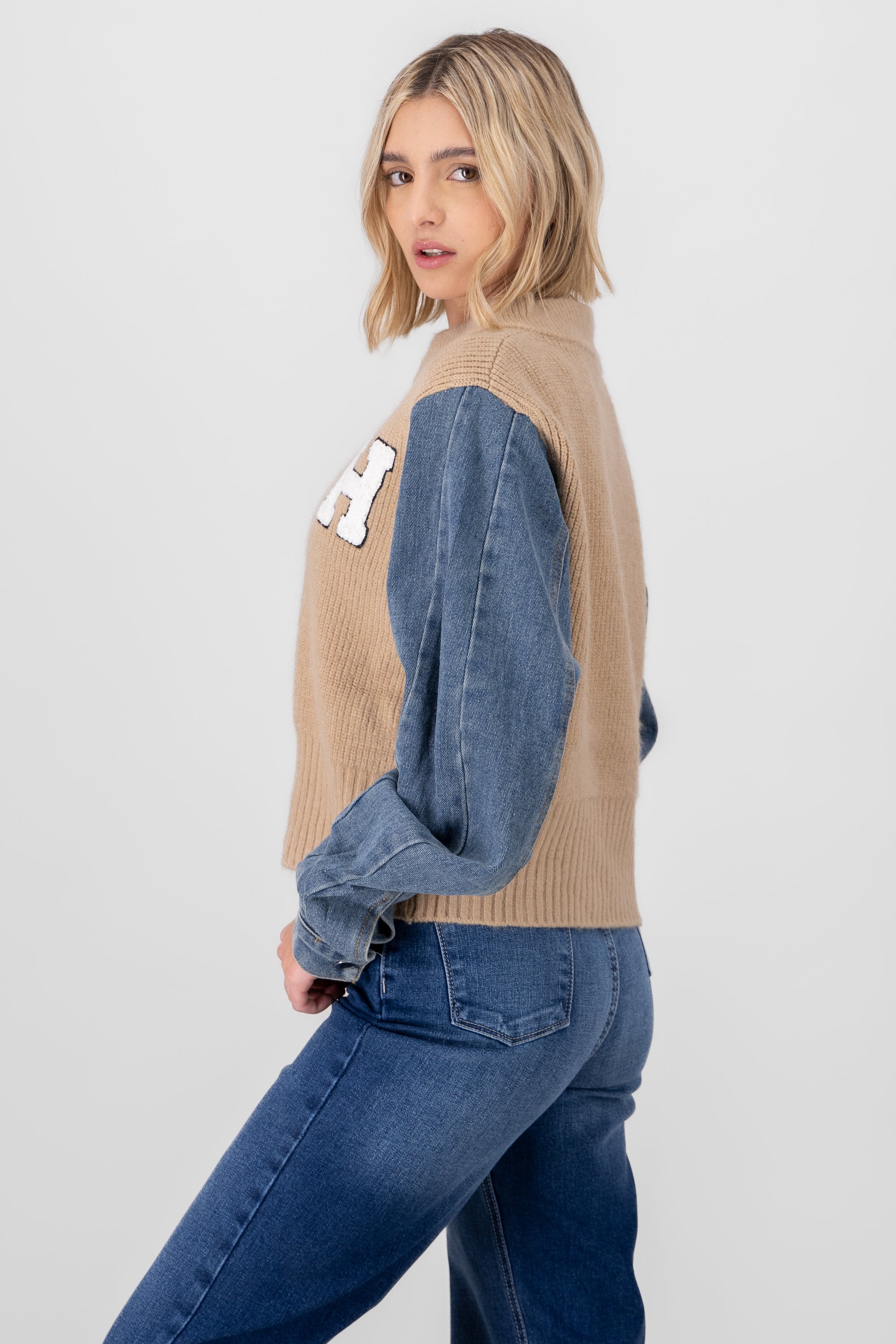 Sueter detalle mangas denim BEIGE