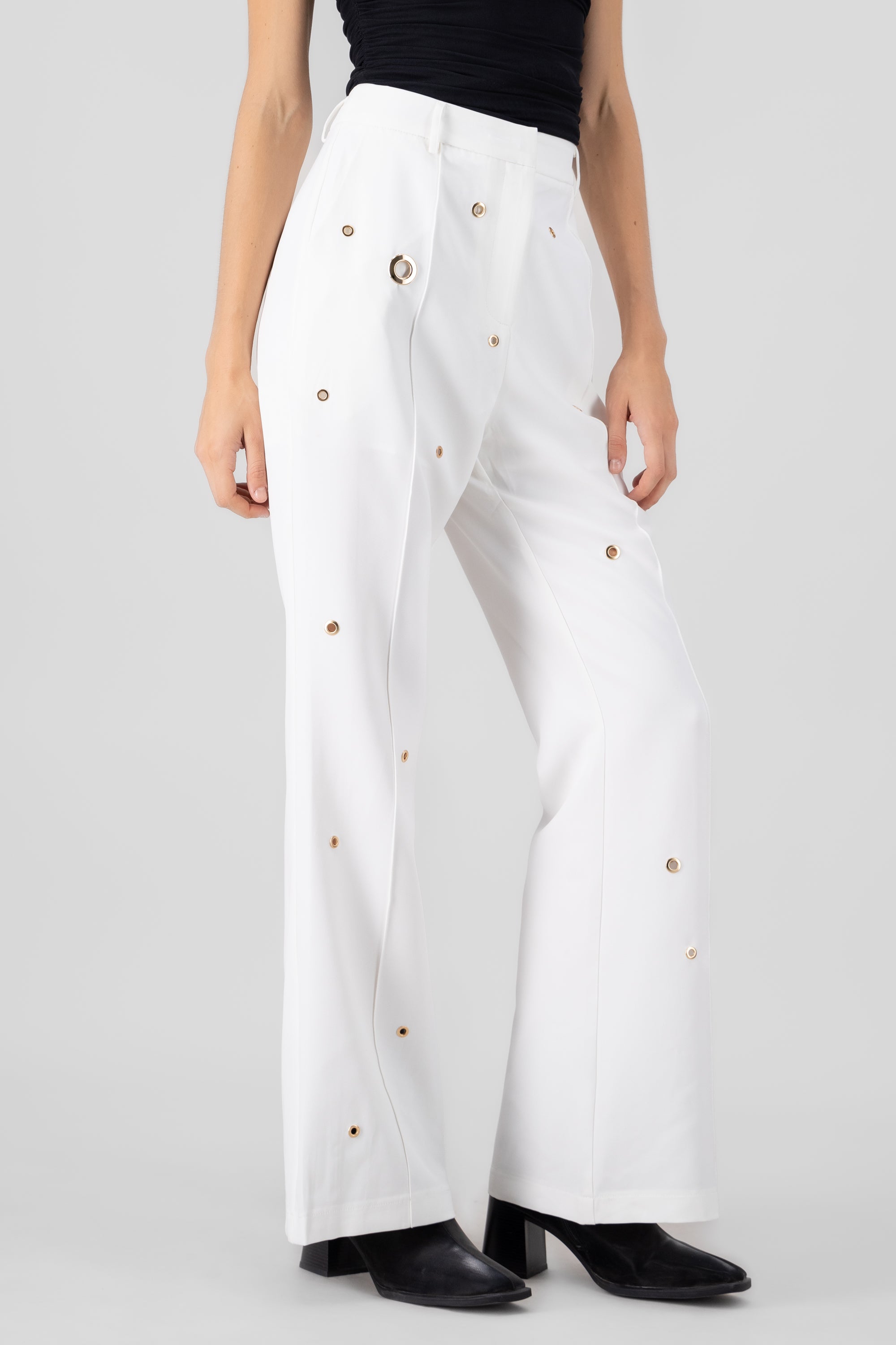 Pantalon de vestir detalle argollas BLANCO