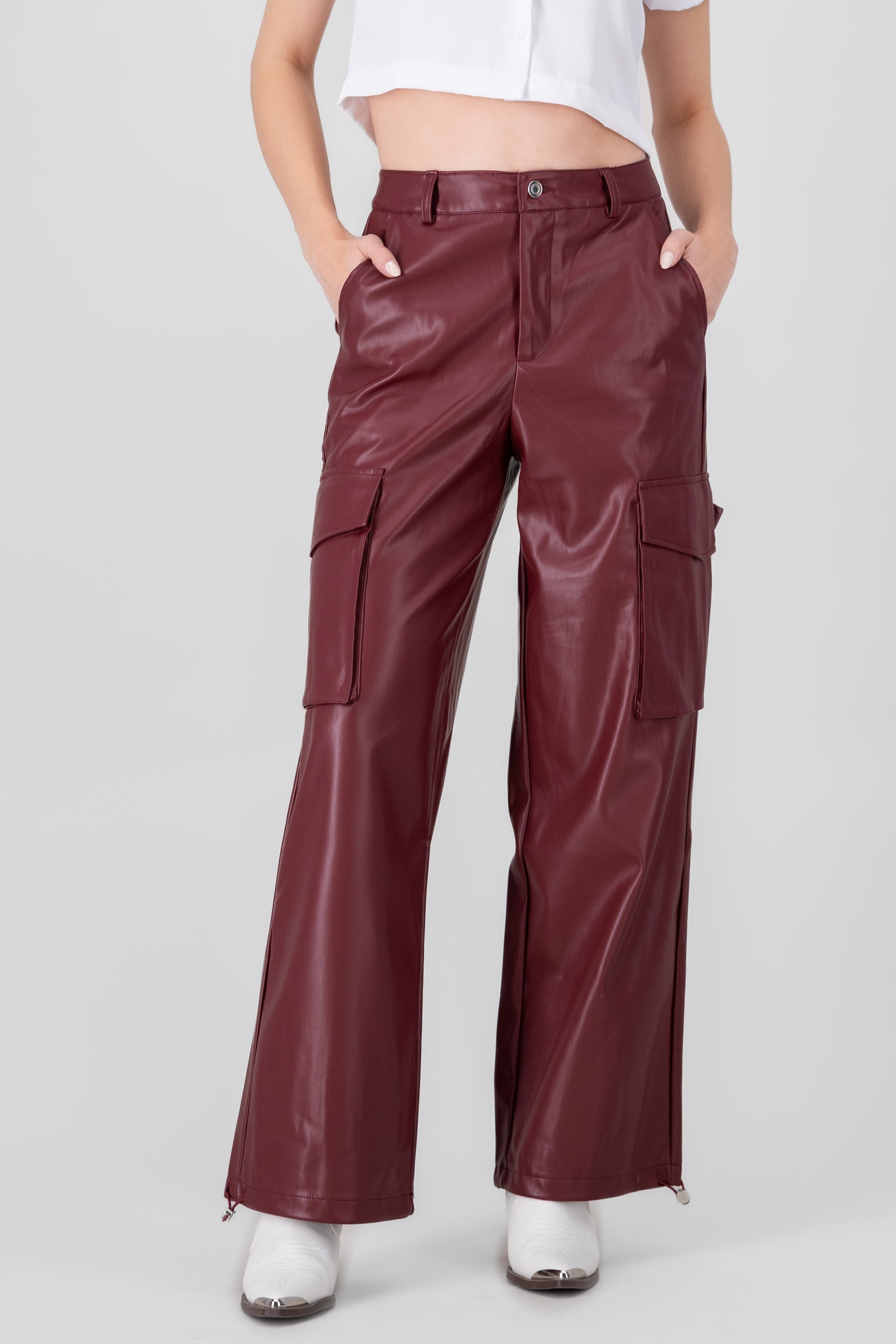 Pantalon pu bolsas cargo VINO