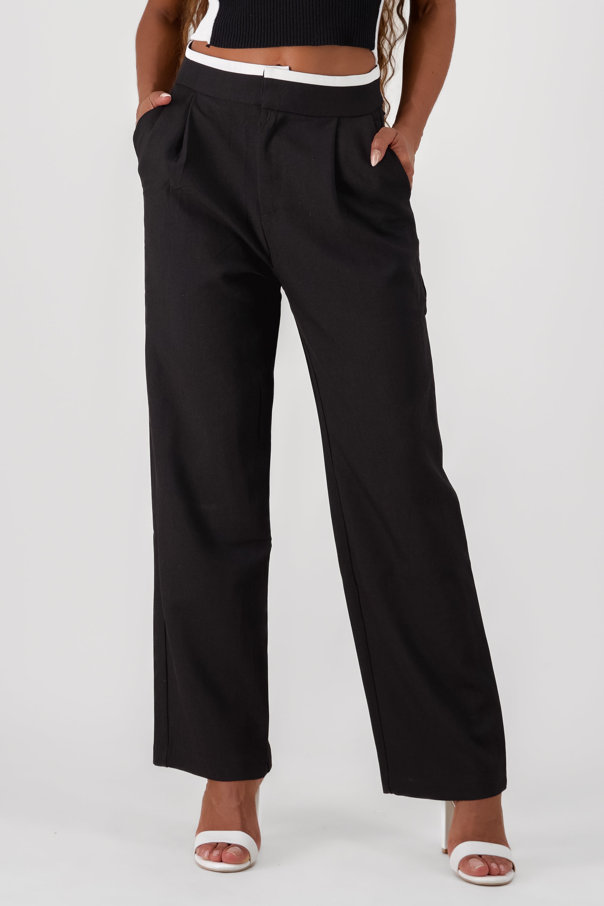 Pantalon de vestir detalle pretina contraste NEGRO