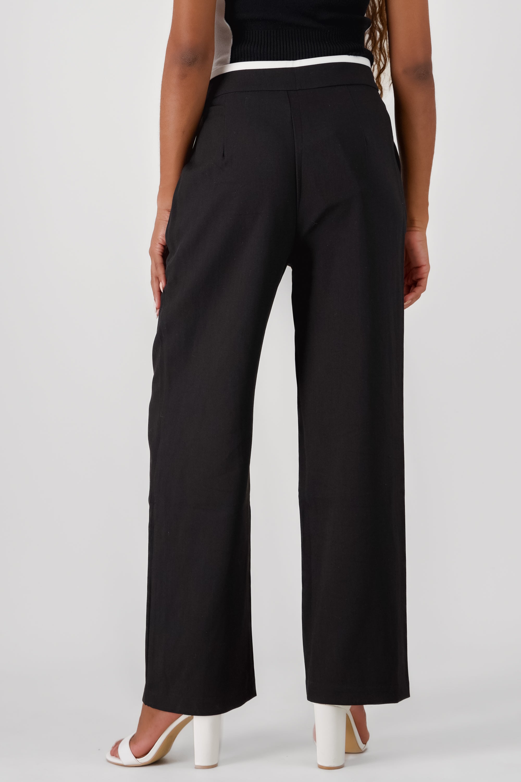 Pantalon de vestir detalle pretina contraste NEGRO