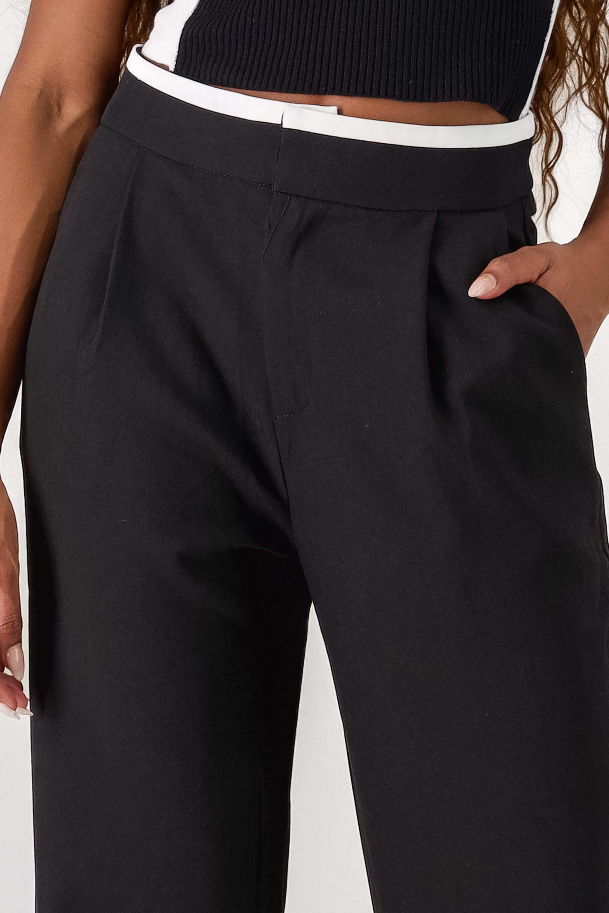 Pantalon de vestir detalle pretina contraste NEGRO