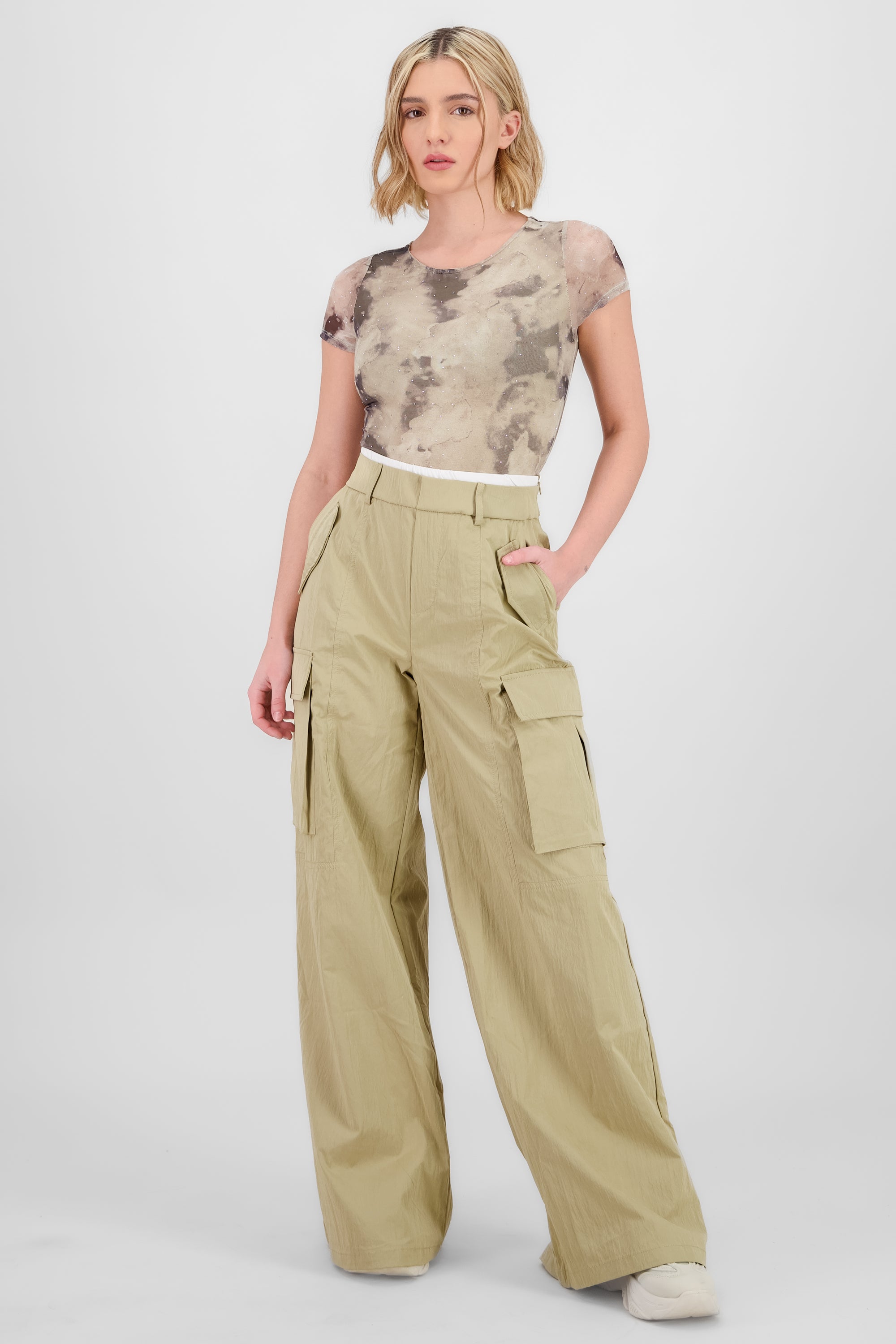 Pantalon cargo detalle pretina doble BEIGE