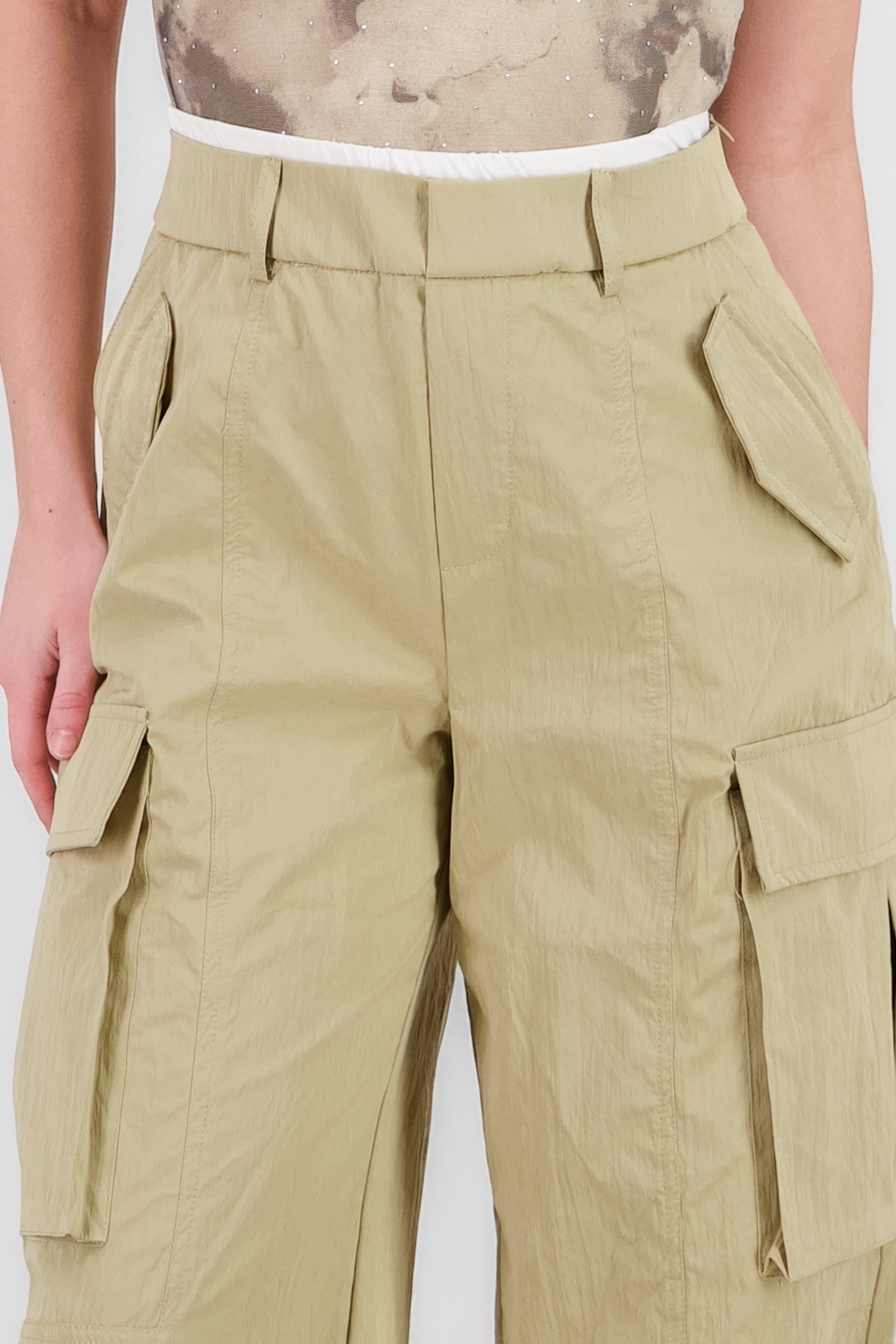 Pantalon cargo detalle pretina doble BEIGE