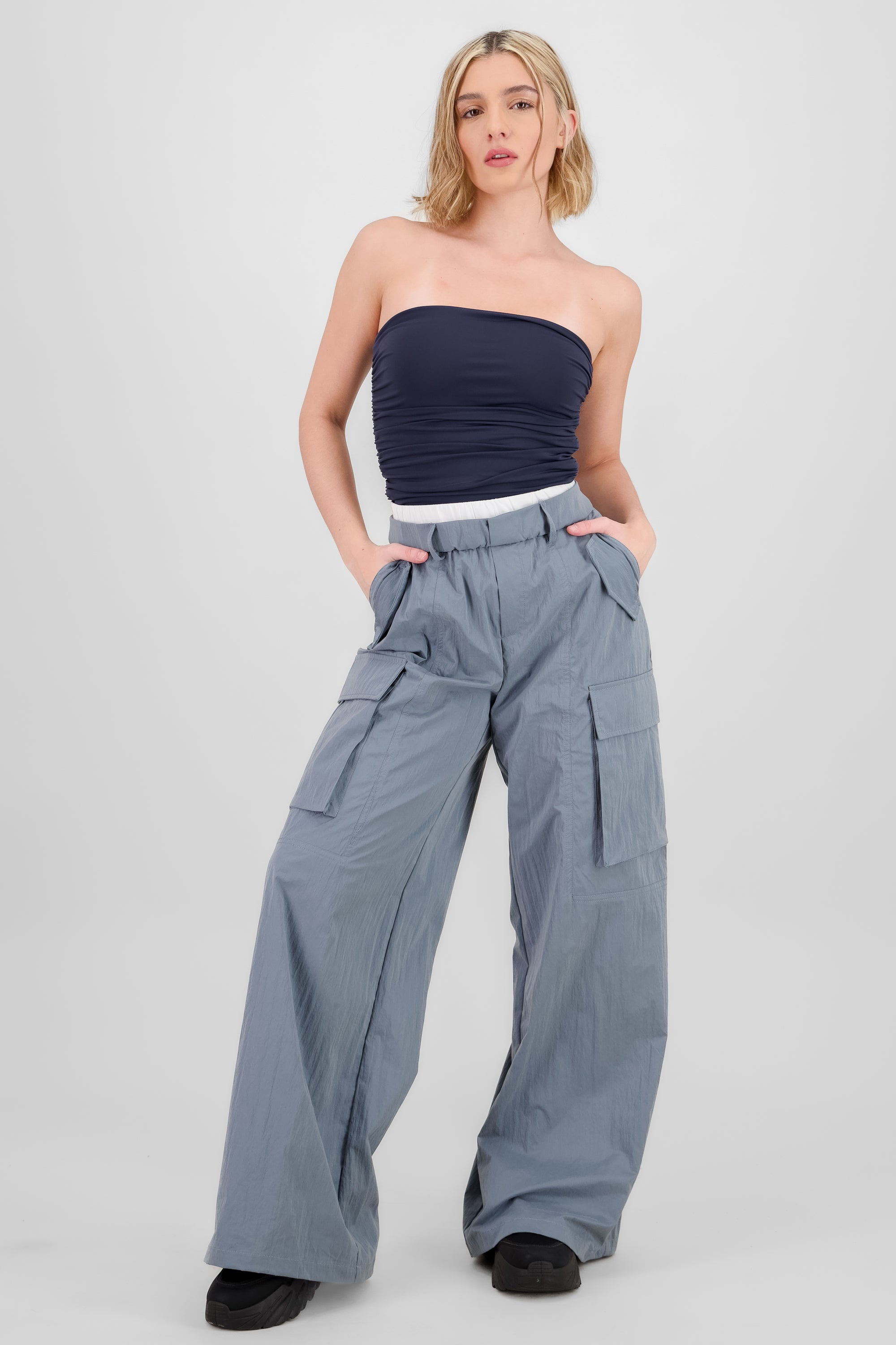 Pantalon cargo detalle pretina doble AZUL