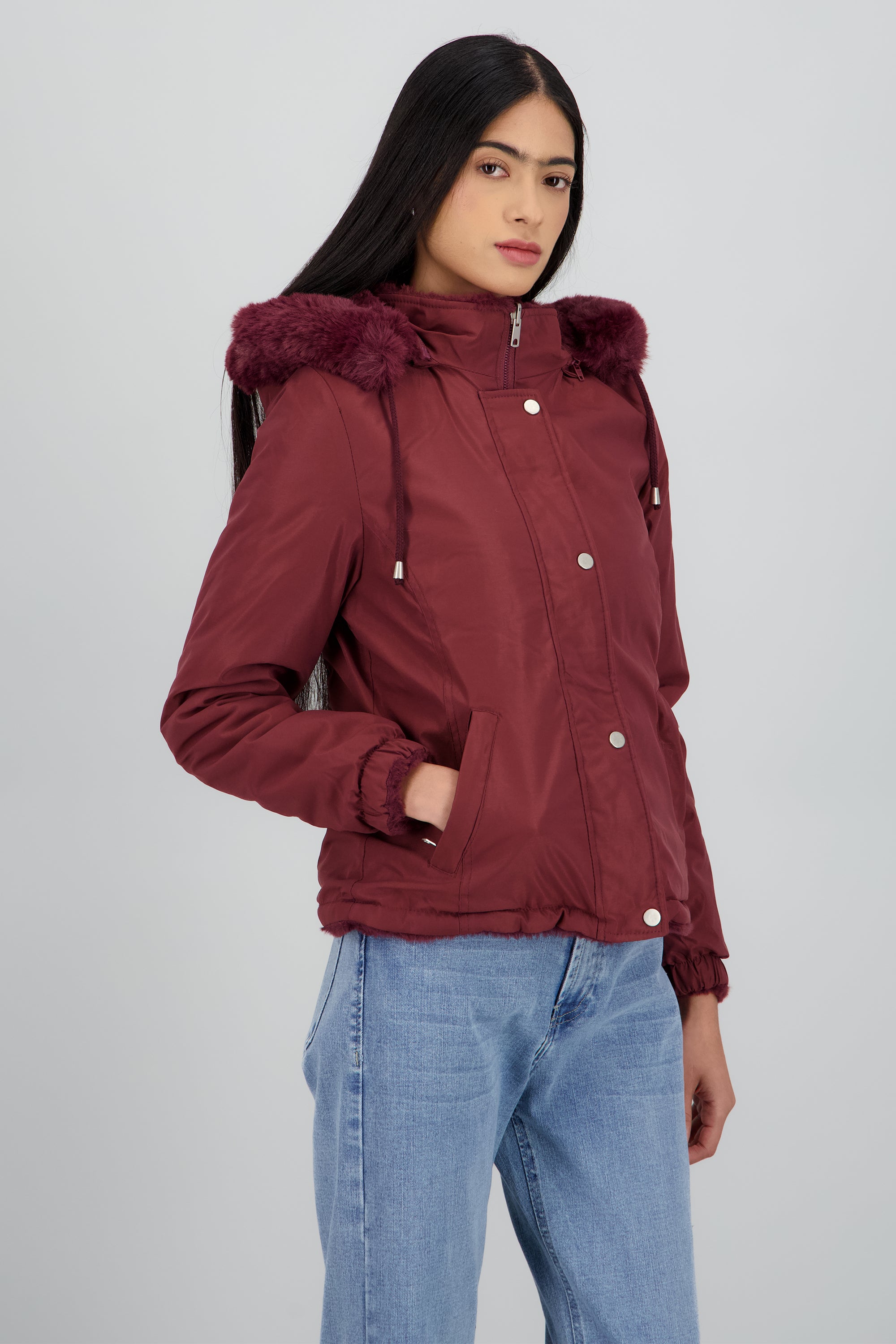 Chamarra Corta Peluche CIRUELA