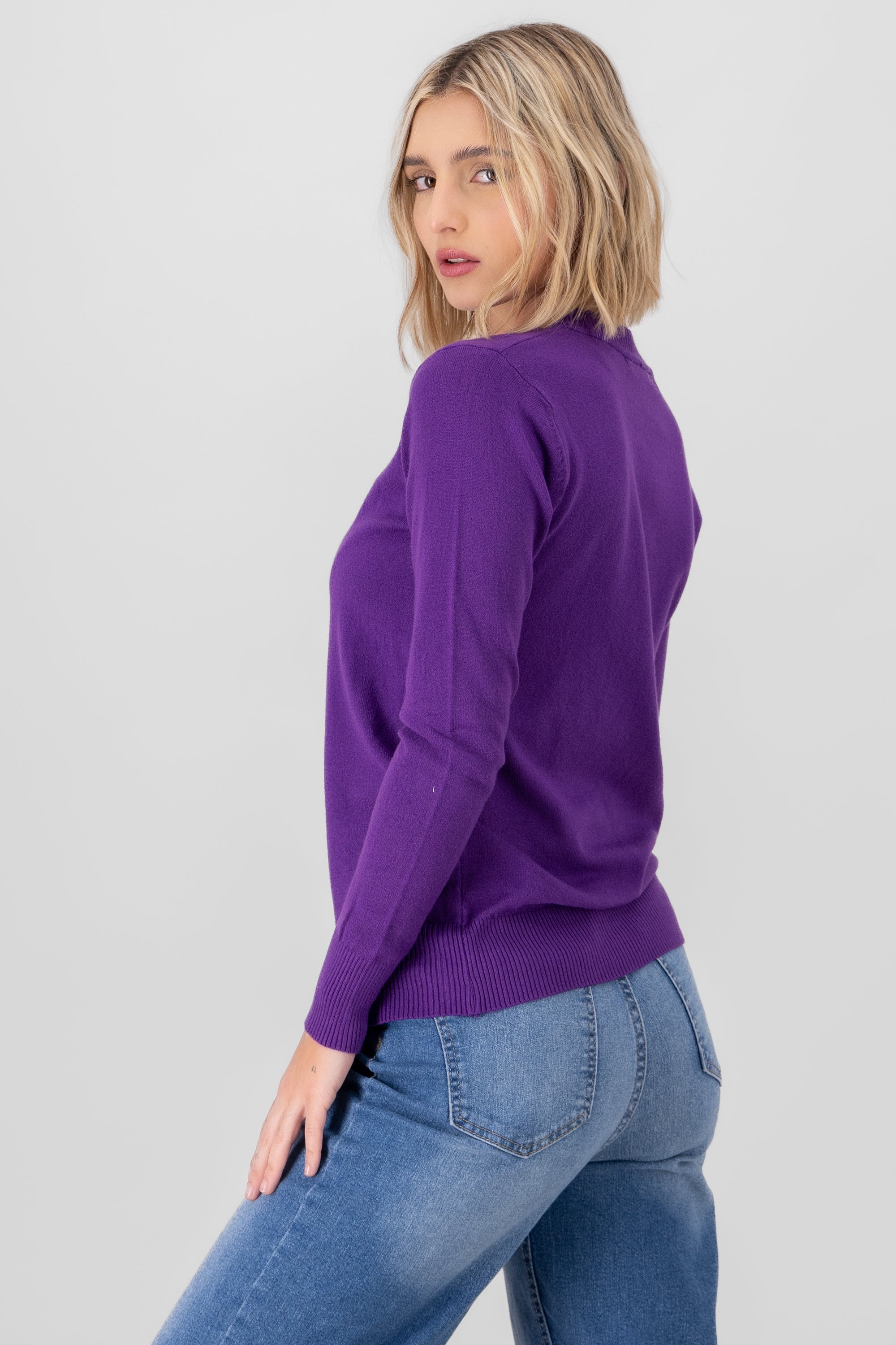 Sueter manga larga tejido cuello redondo MORADO