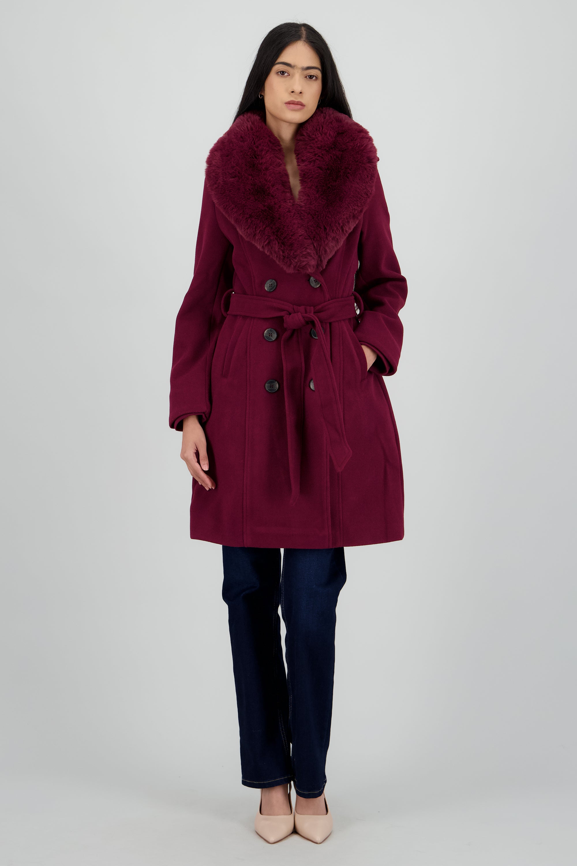 Abrigo largo detalle peluche CIRUELA