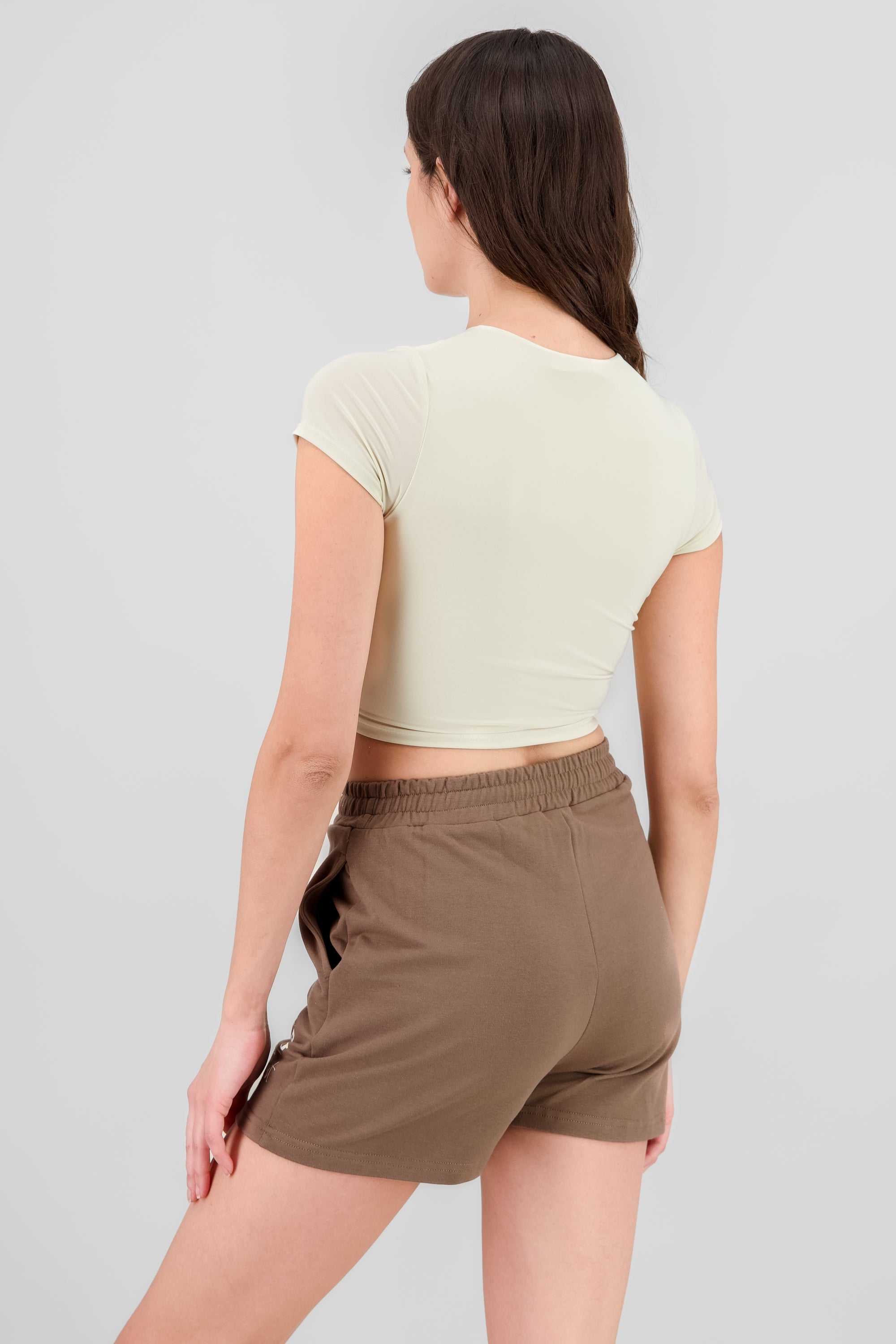 Top crop doble tela manga corta CREMA