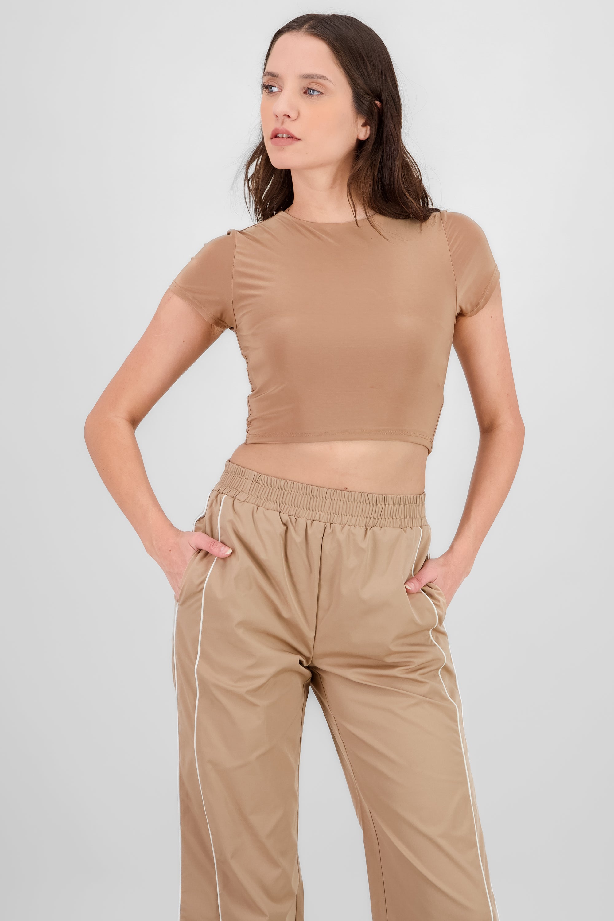 Top crop doble tela manga corta KHAKI