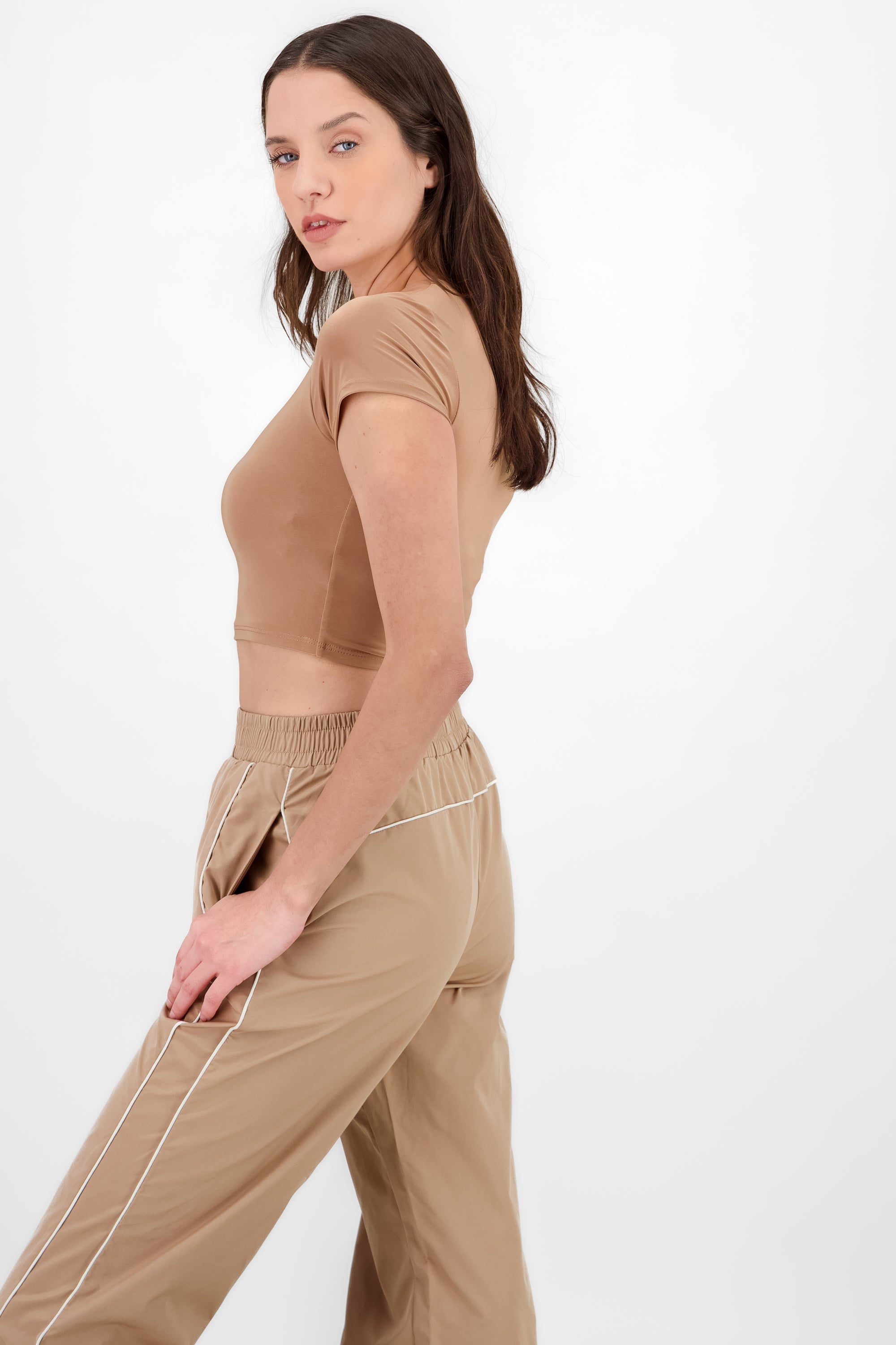 Top crop doble tela manga corta KHAKI