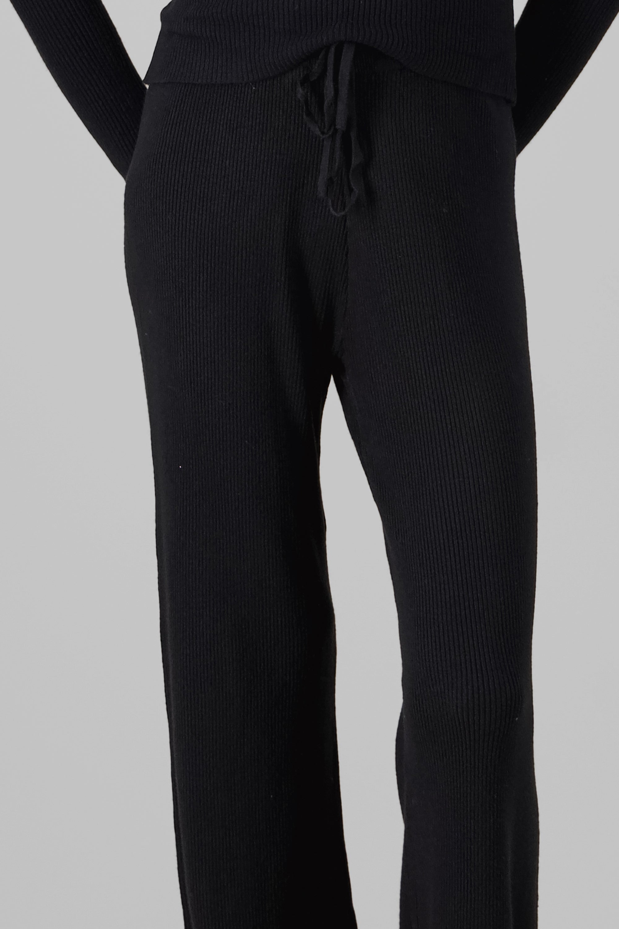 Pantalon tejido suave Hypsters NEGRO