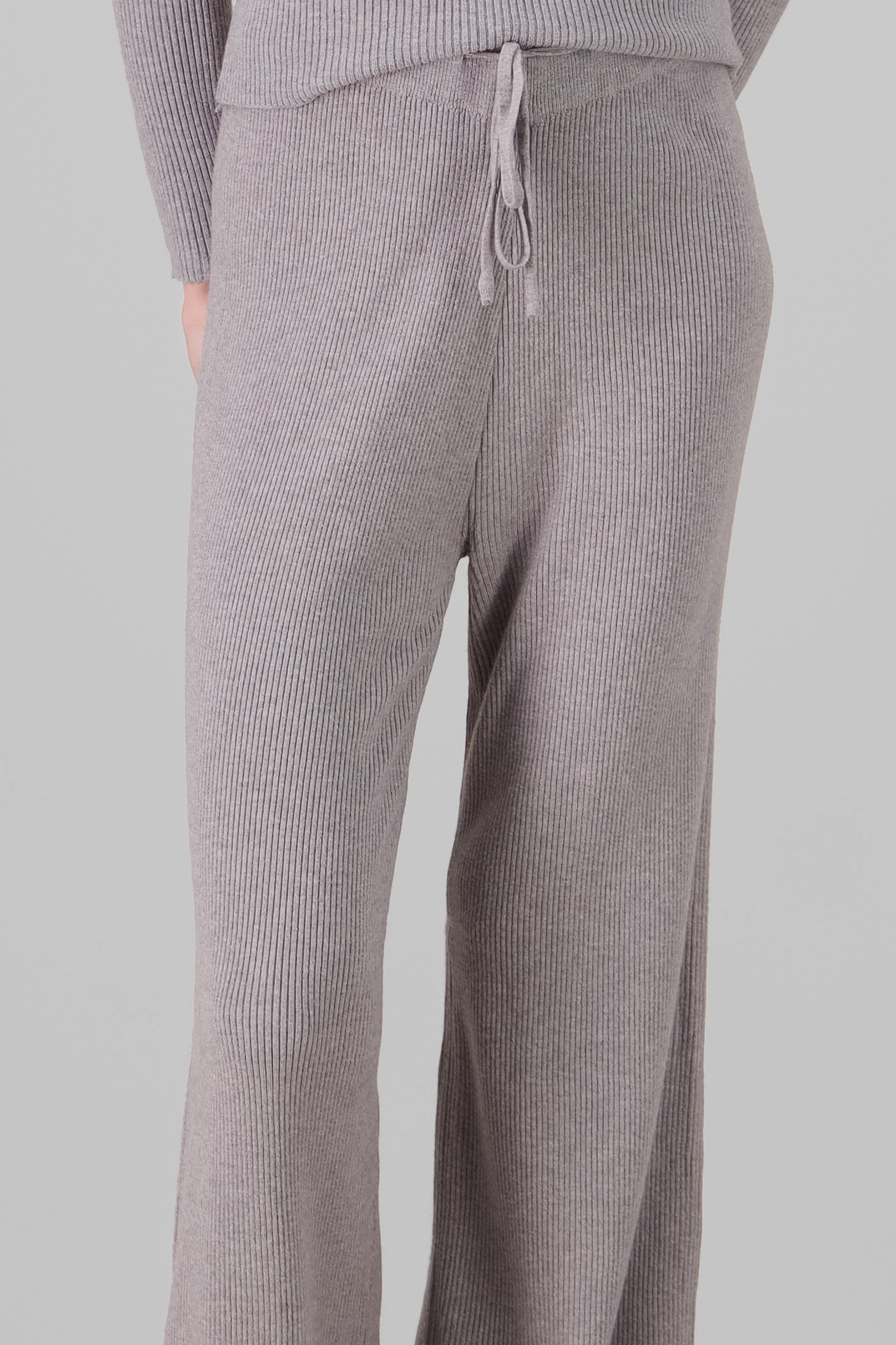 Pantalon tejido suave Hypsters GRIS