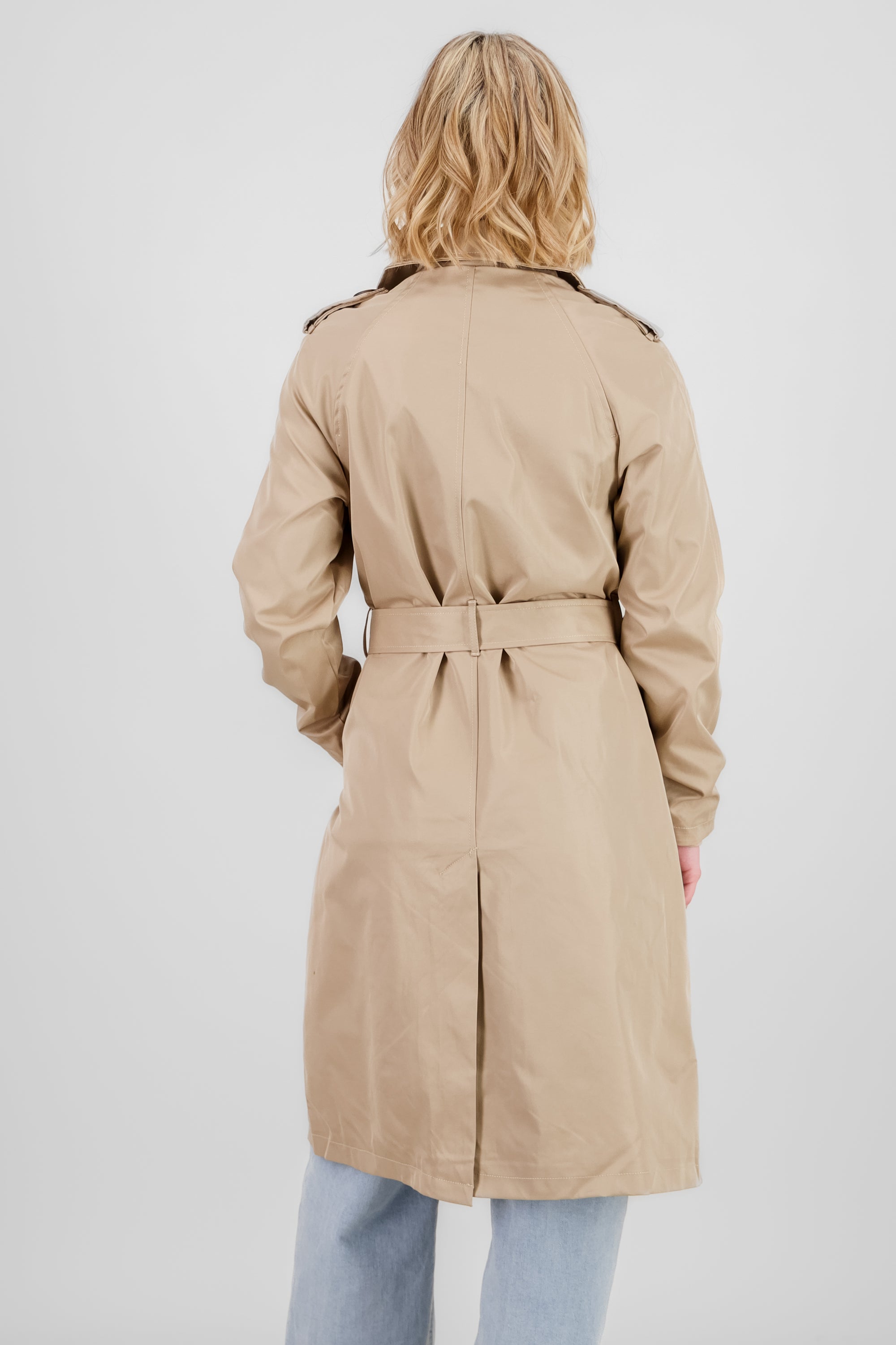 Gabardina larga detalle botones BEIGE