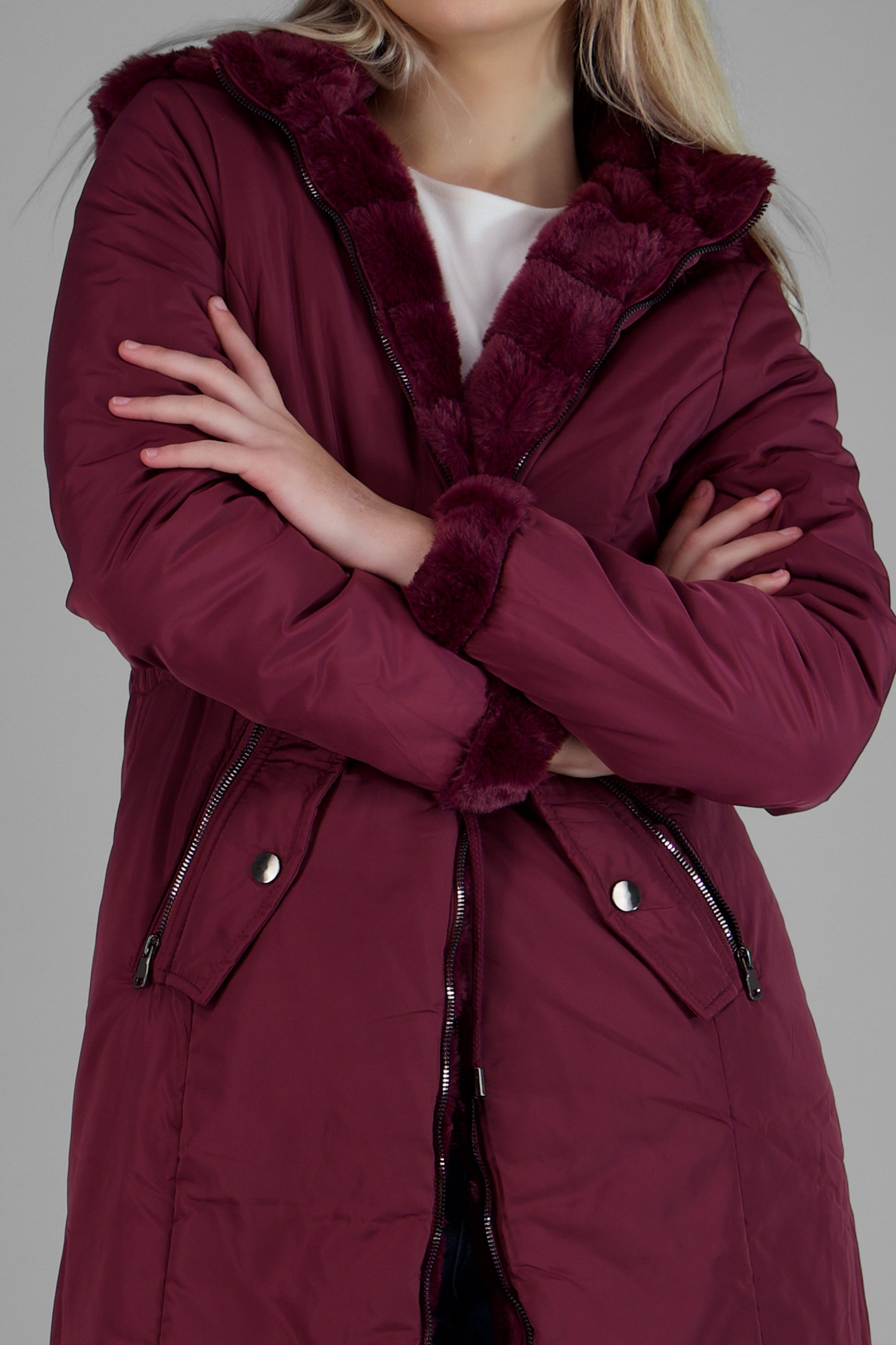 CHAMARRA LARGA PELUCHE CIRUELA