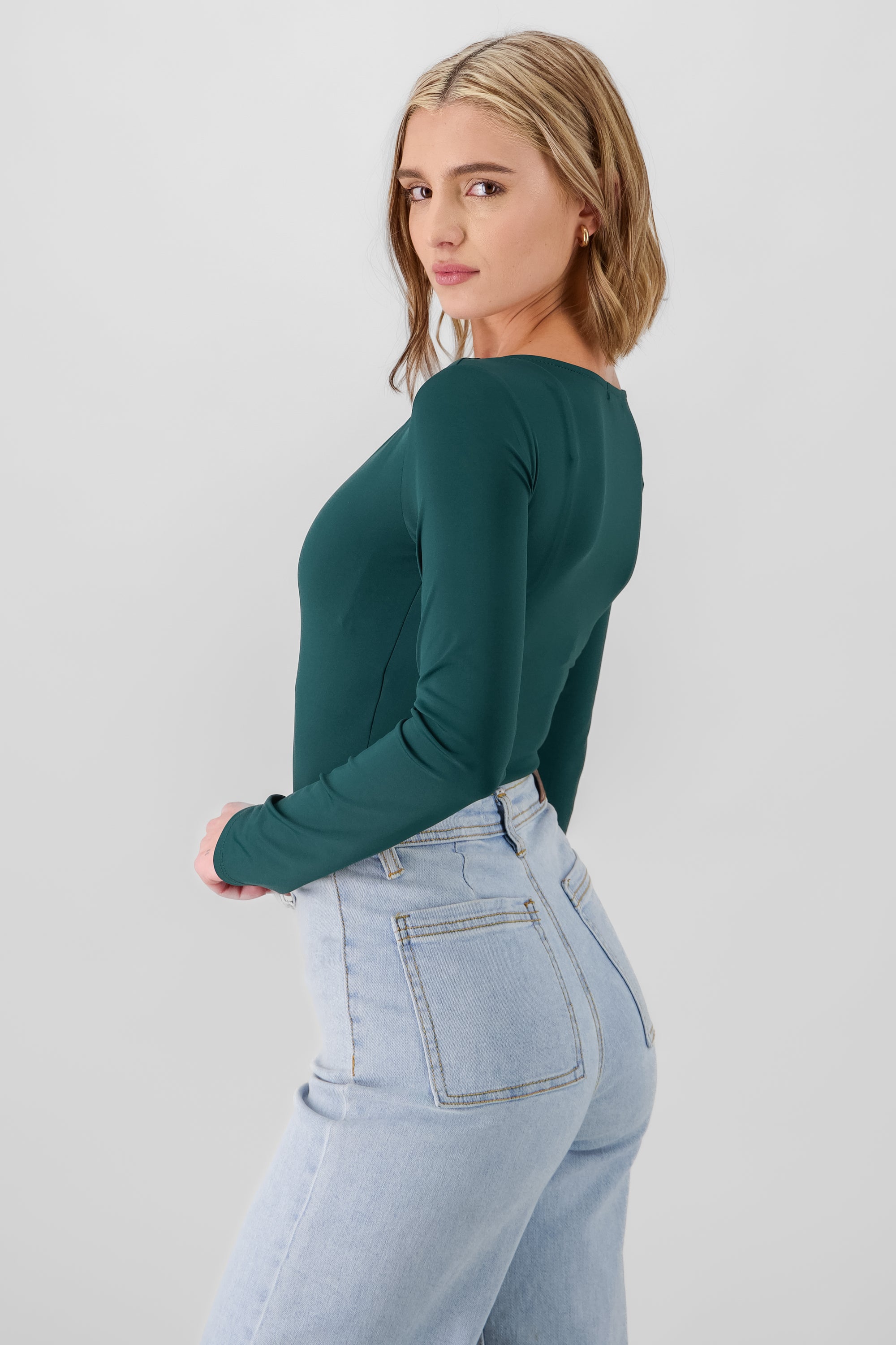 FOREST GREEN