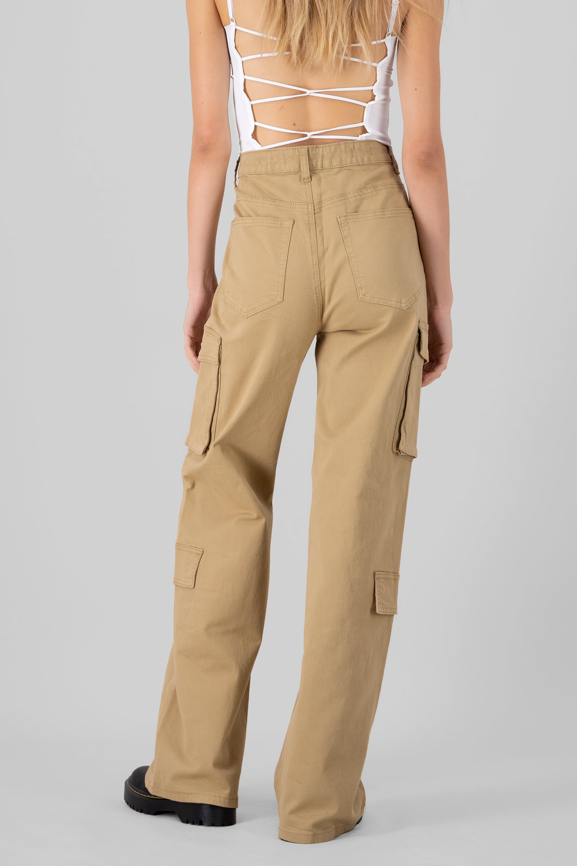 Pantalon recto cargo KHAKI