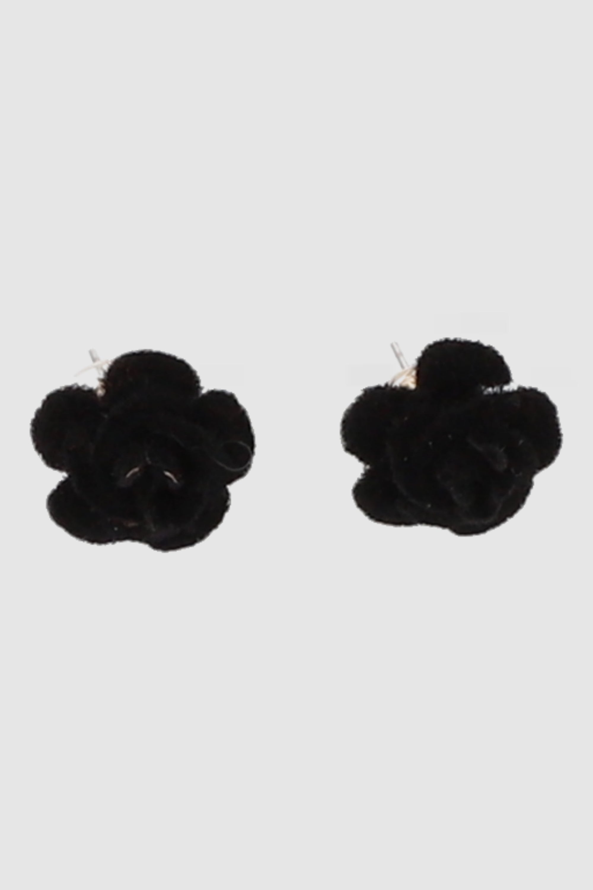 ARETES ROSA TERCIOPELO NEGRO