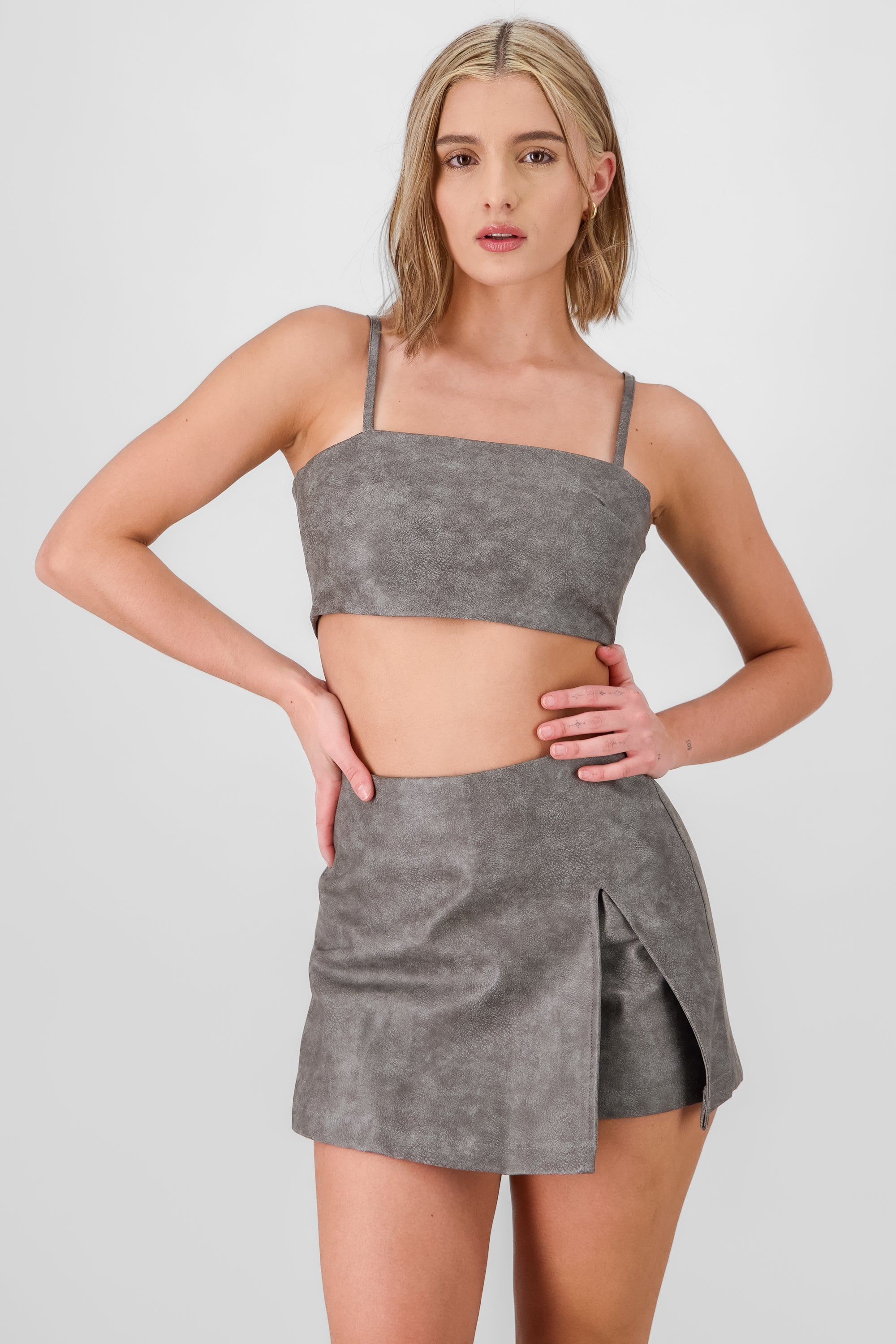 DARK GRAY