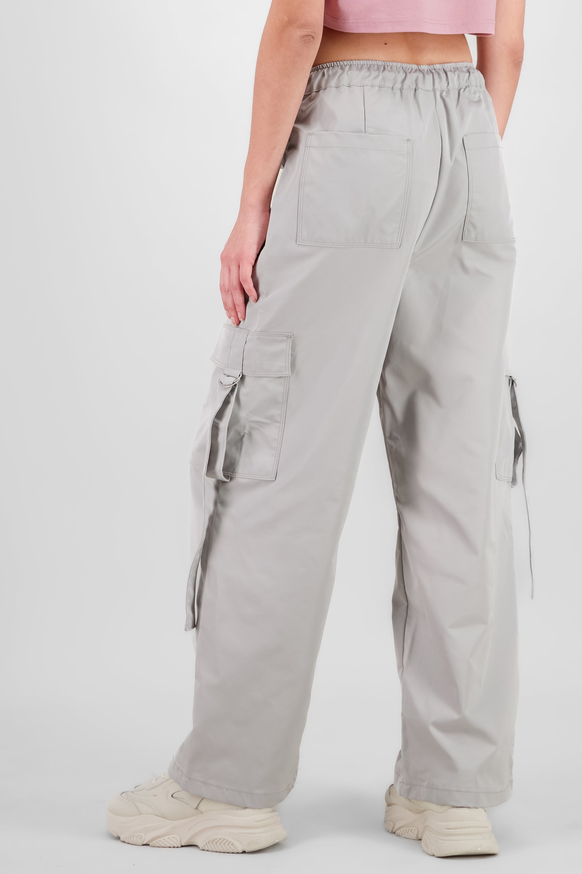 Pantalon cargo amplio GRIS