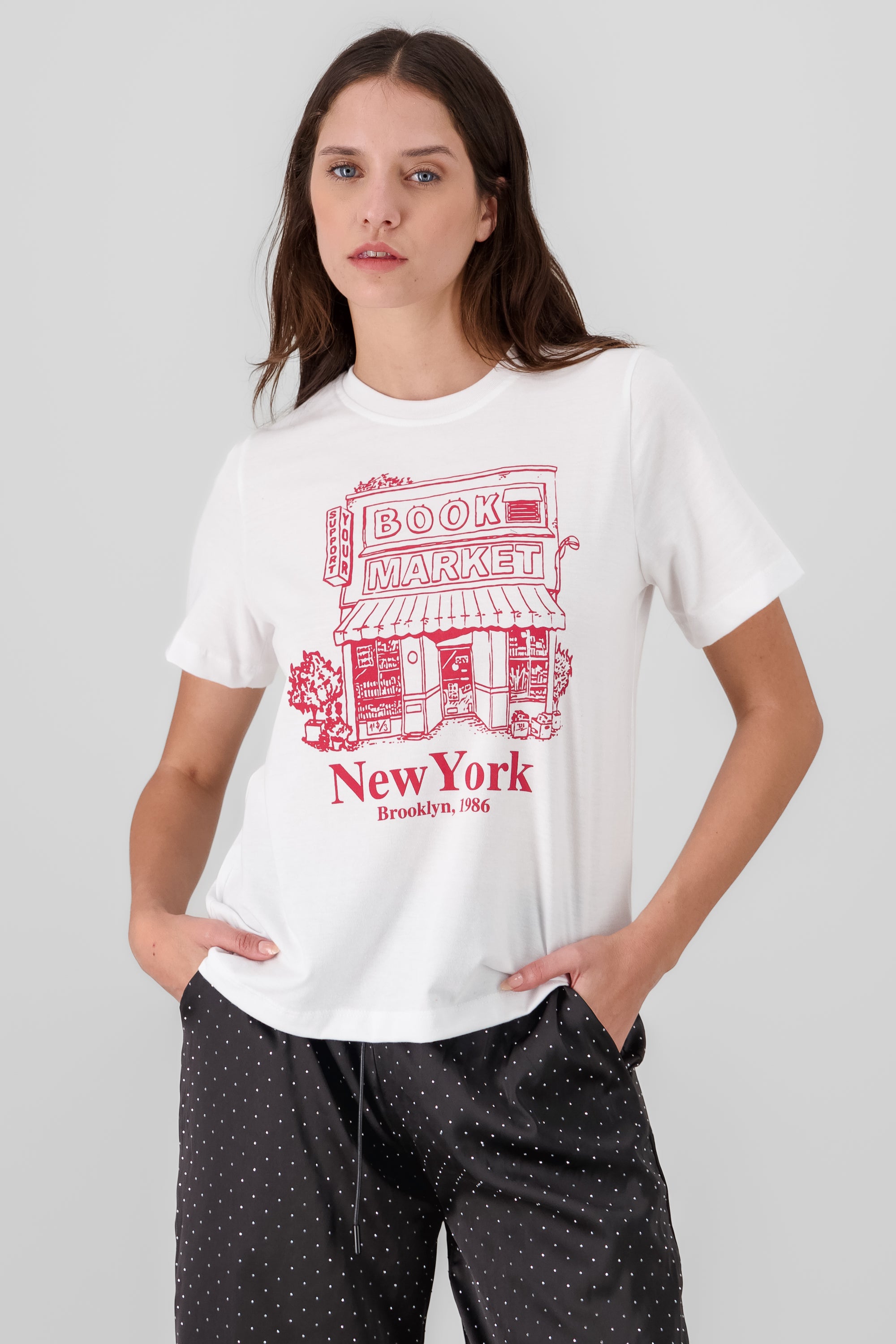 Playera manga corta New York Book Market Hypsters BLANCO COMBO