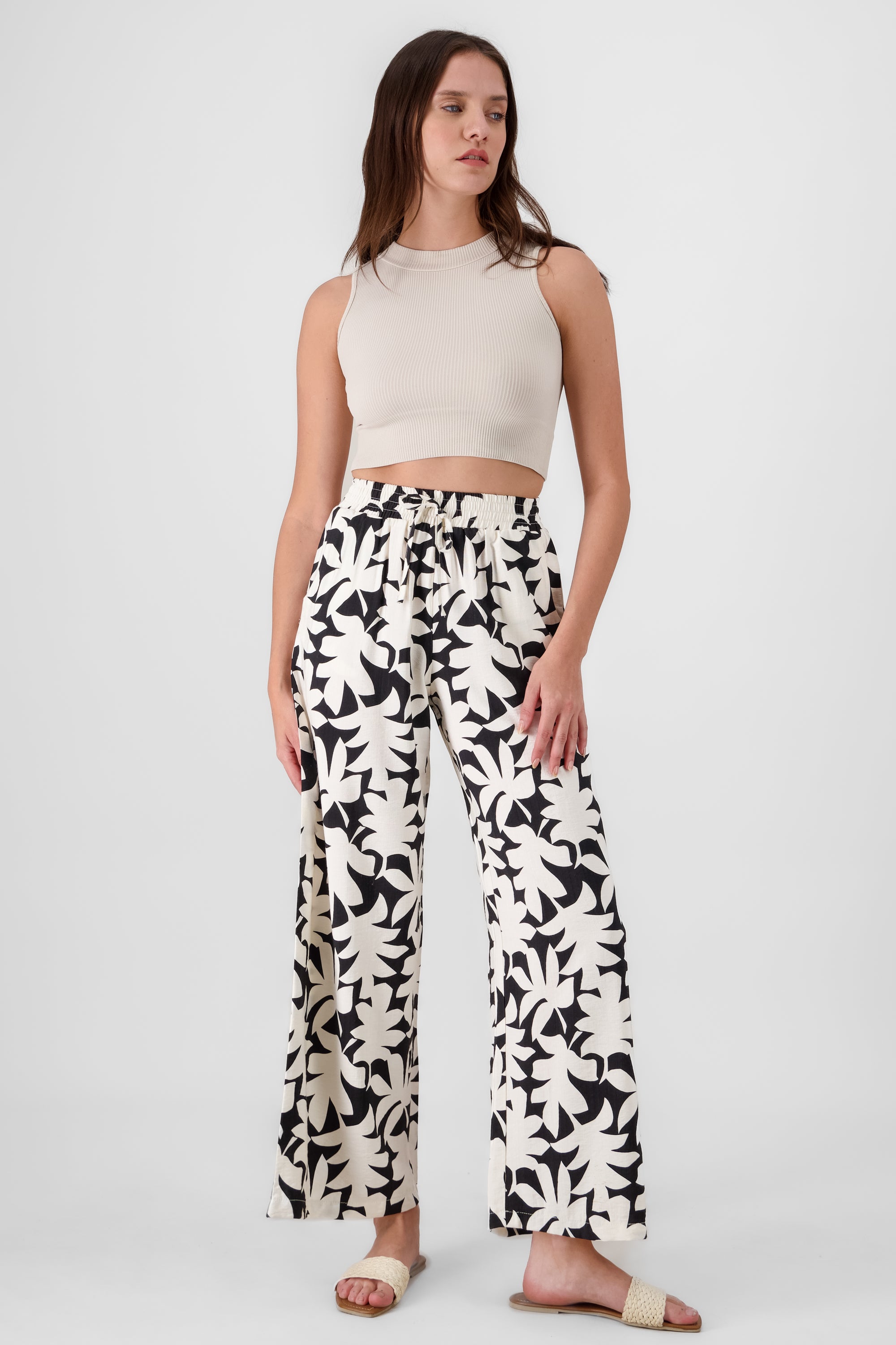 Pantalon amplio estampado tropical NEGRO COMBO