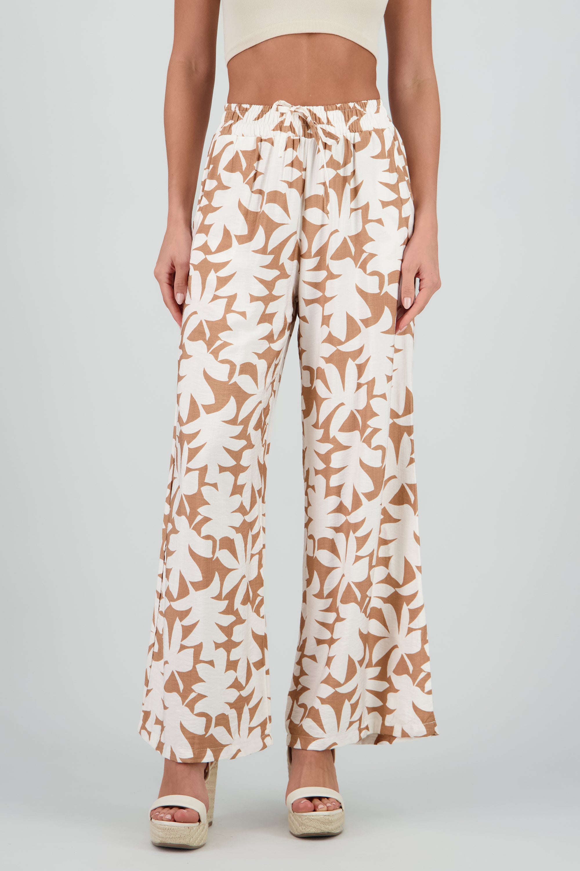 Pantalon amplio estampado tropical