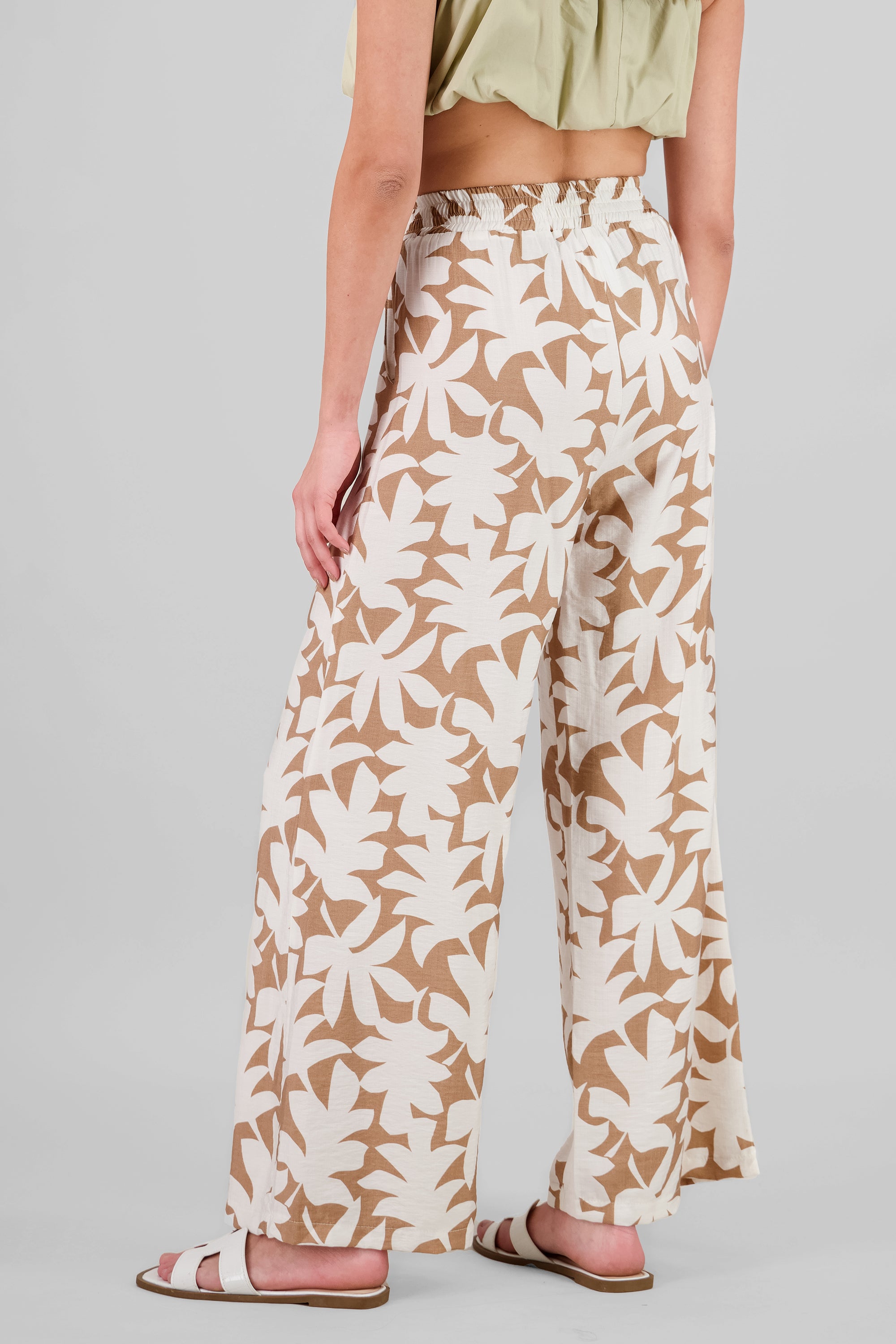 Pantalon amplio estampado tropical KHAKI COMBO