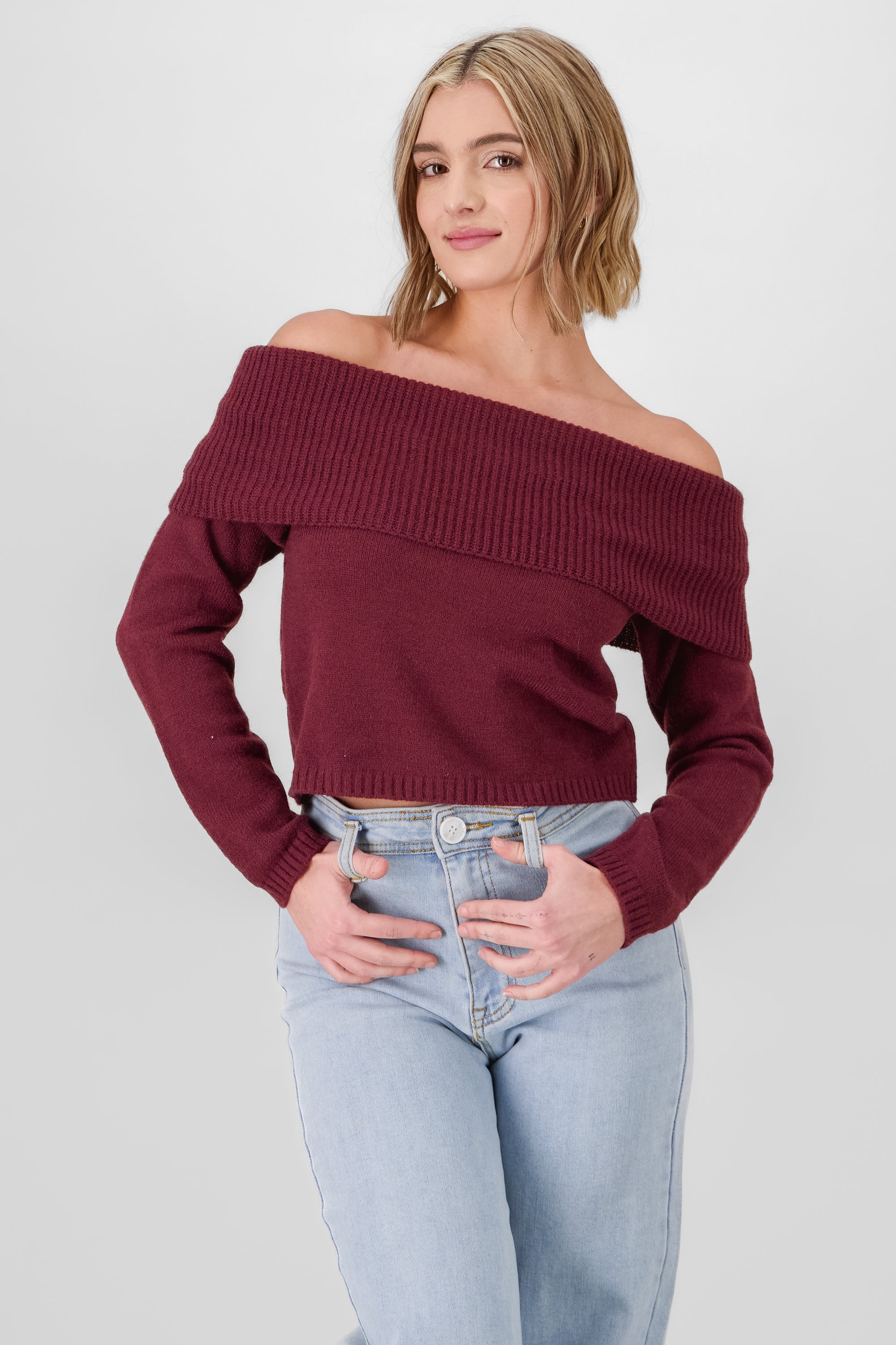 Sueter off shoulder tejido liso VINO