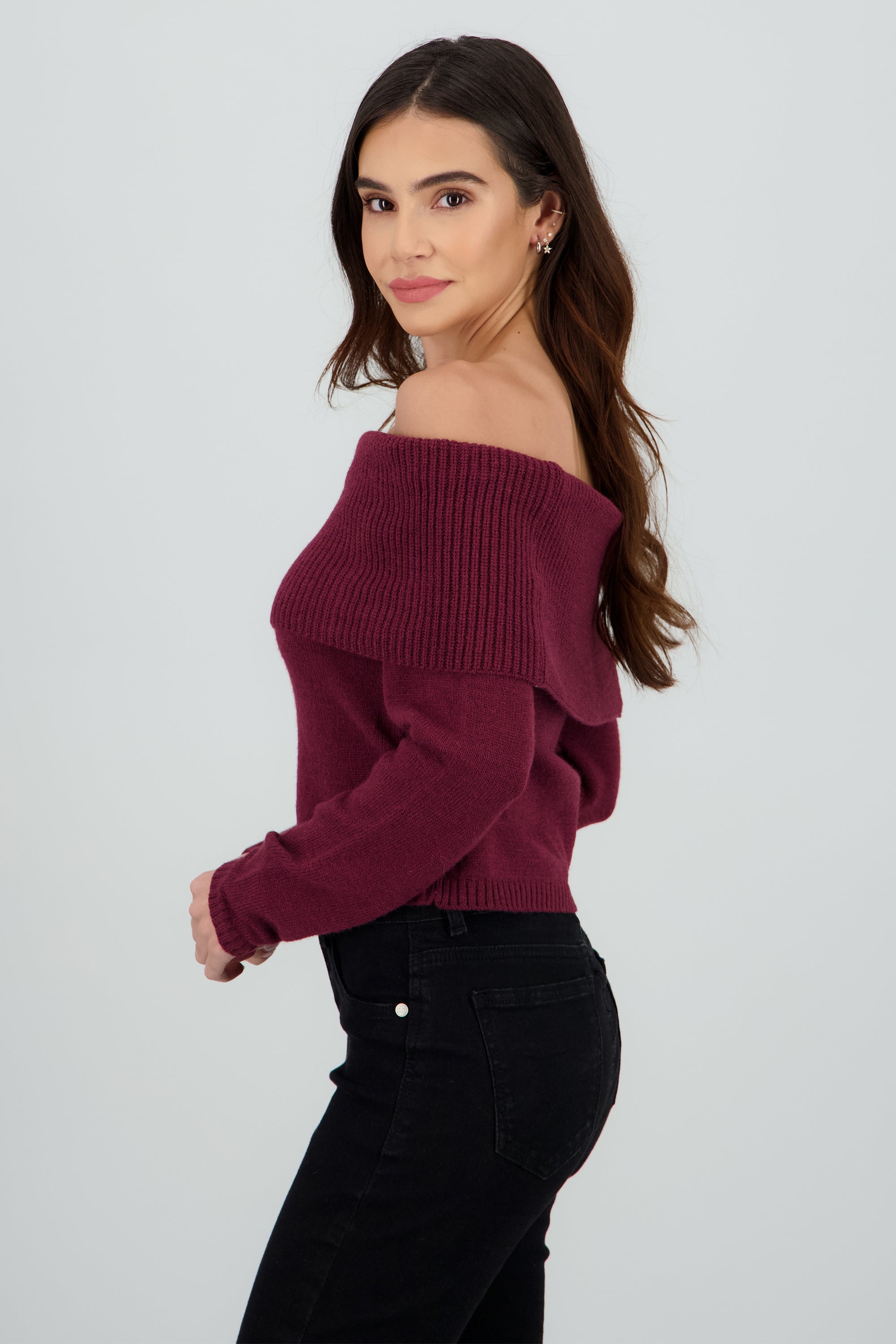 Sueter off shoulder tejido liso