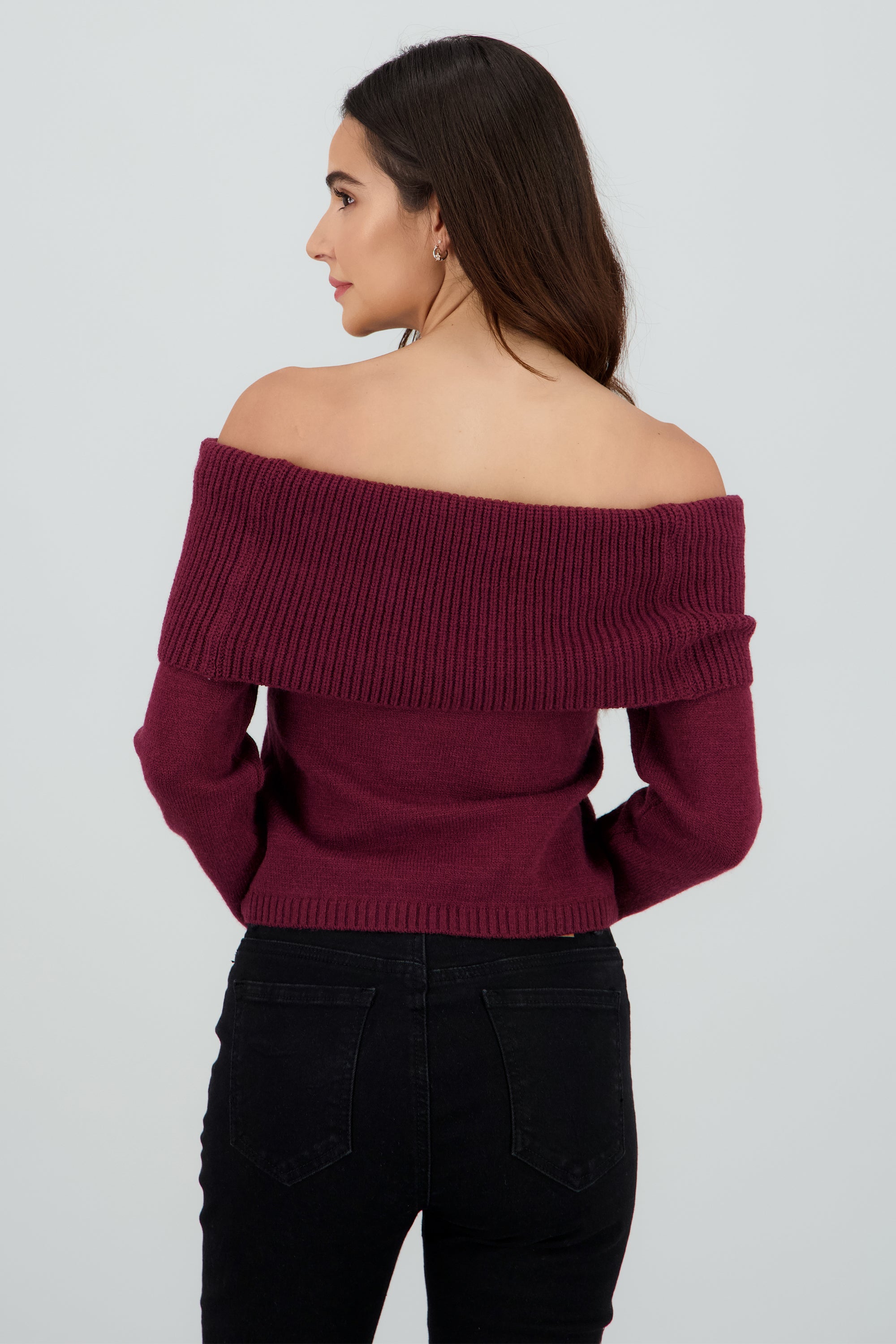 Sueter off shoulder tejido liso