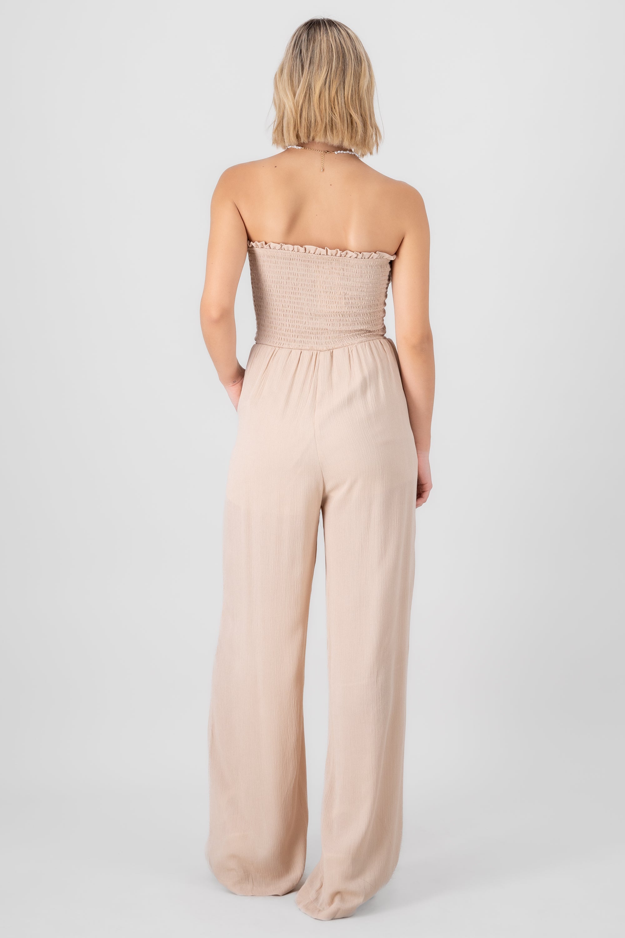 Jumpsuit bandeau amplio con amarre TAN