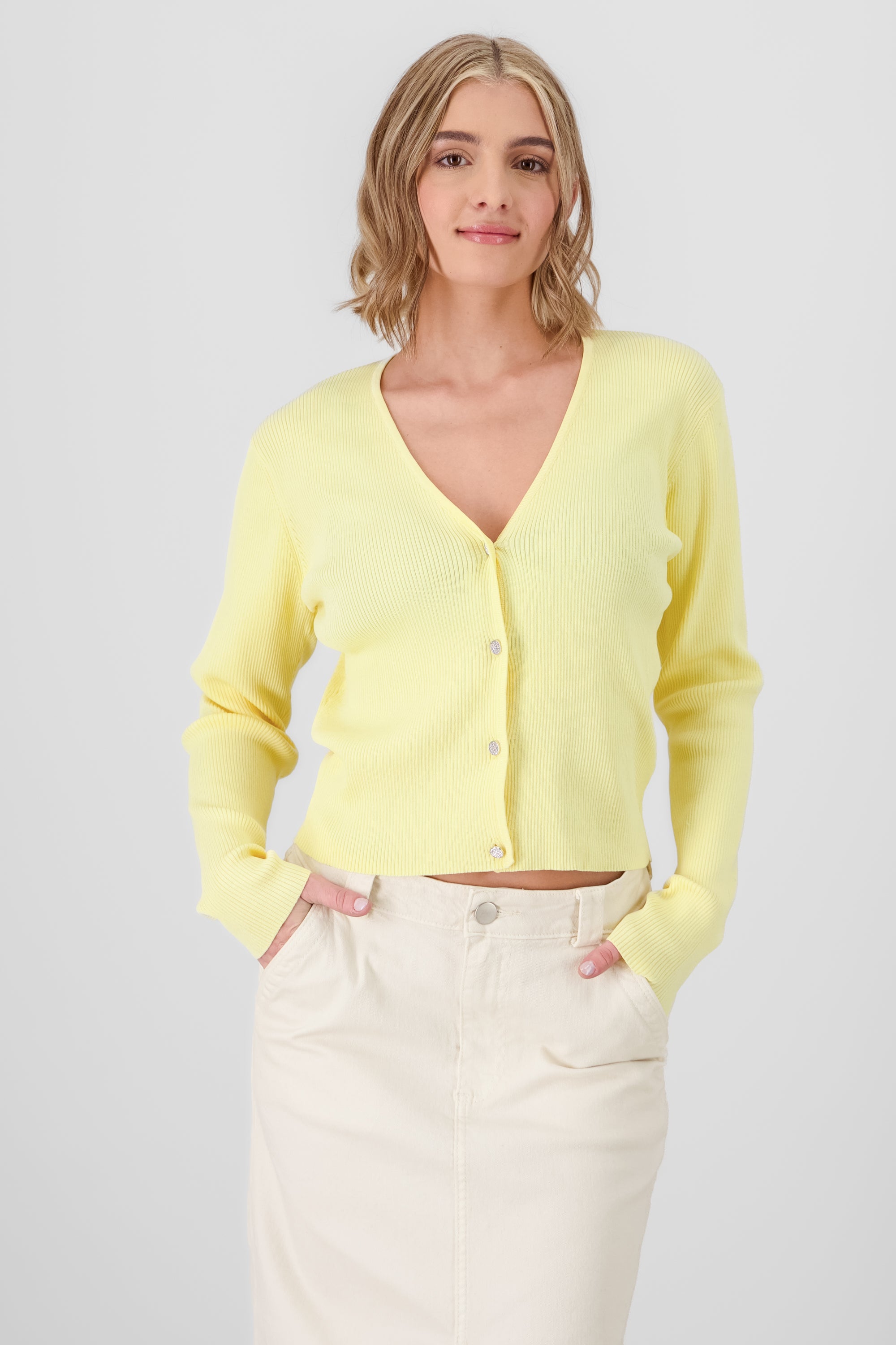 Sueter botones liso AMARILLO PASTEL