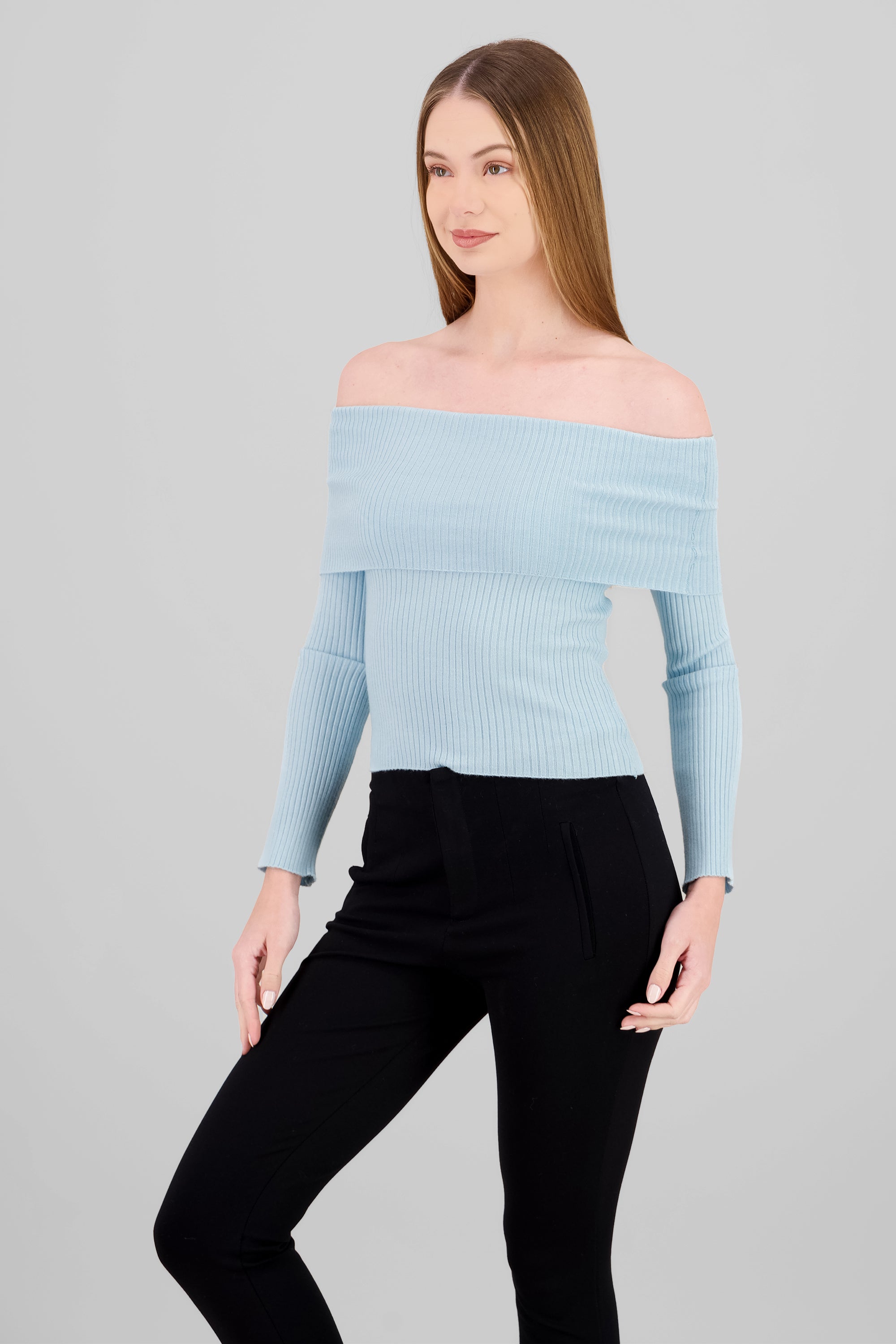 Sueter off shoulder tejido de punto AZUL PASTEL