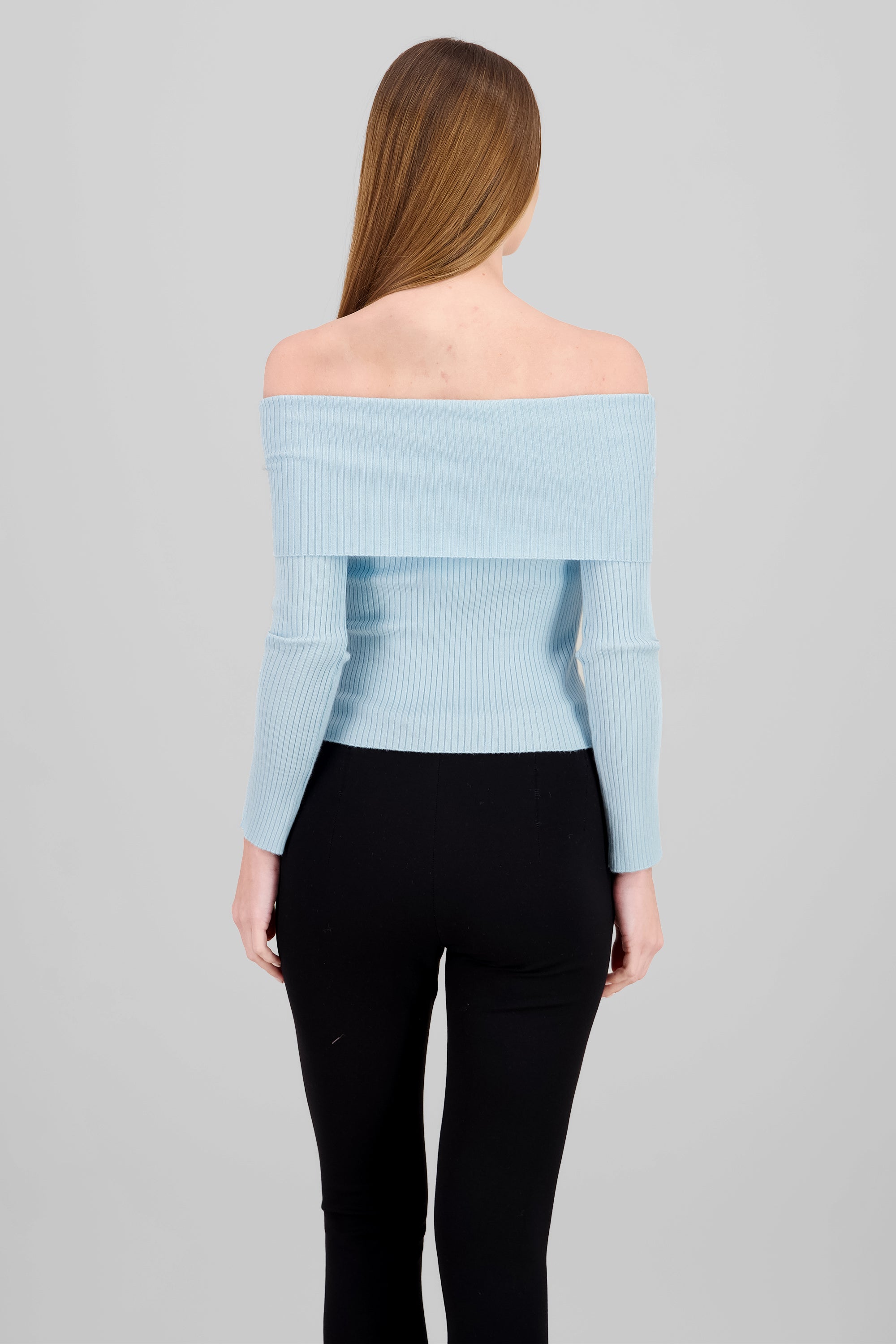 Sueter off shoulder tejido de punto AZUL PASTEL