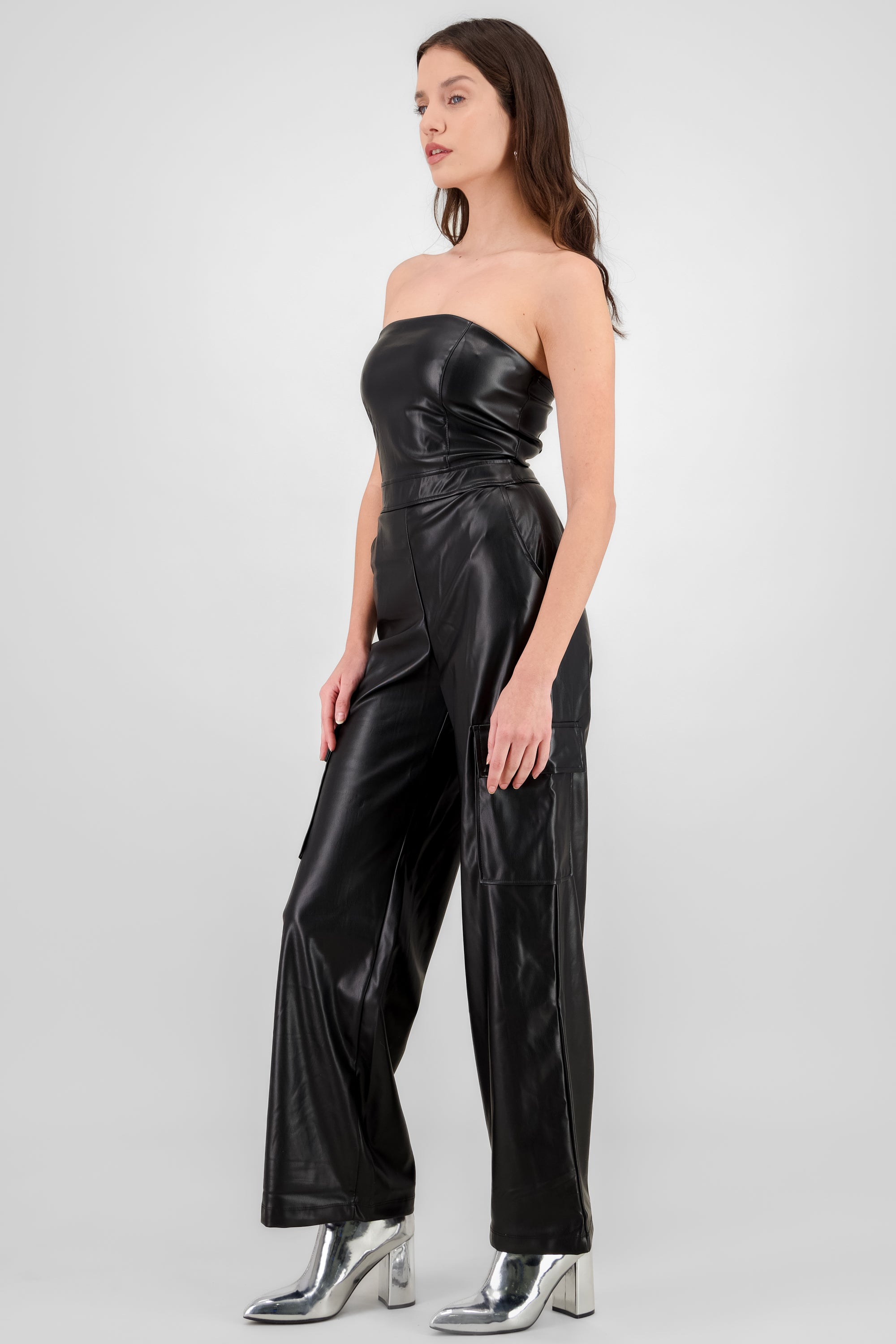 Jumpsuit cargo liso NEGRO