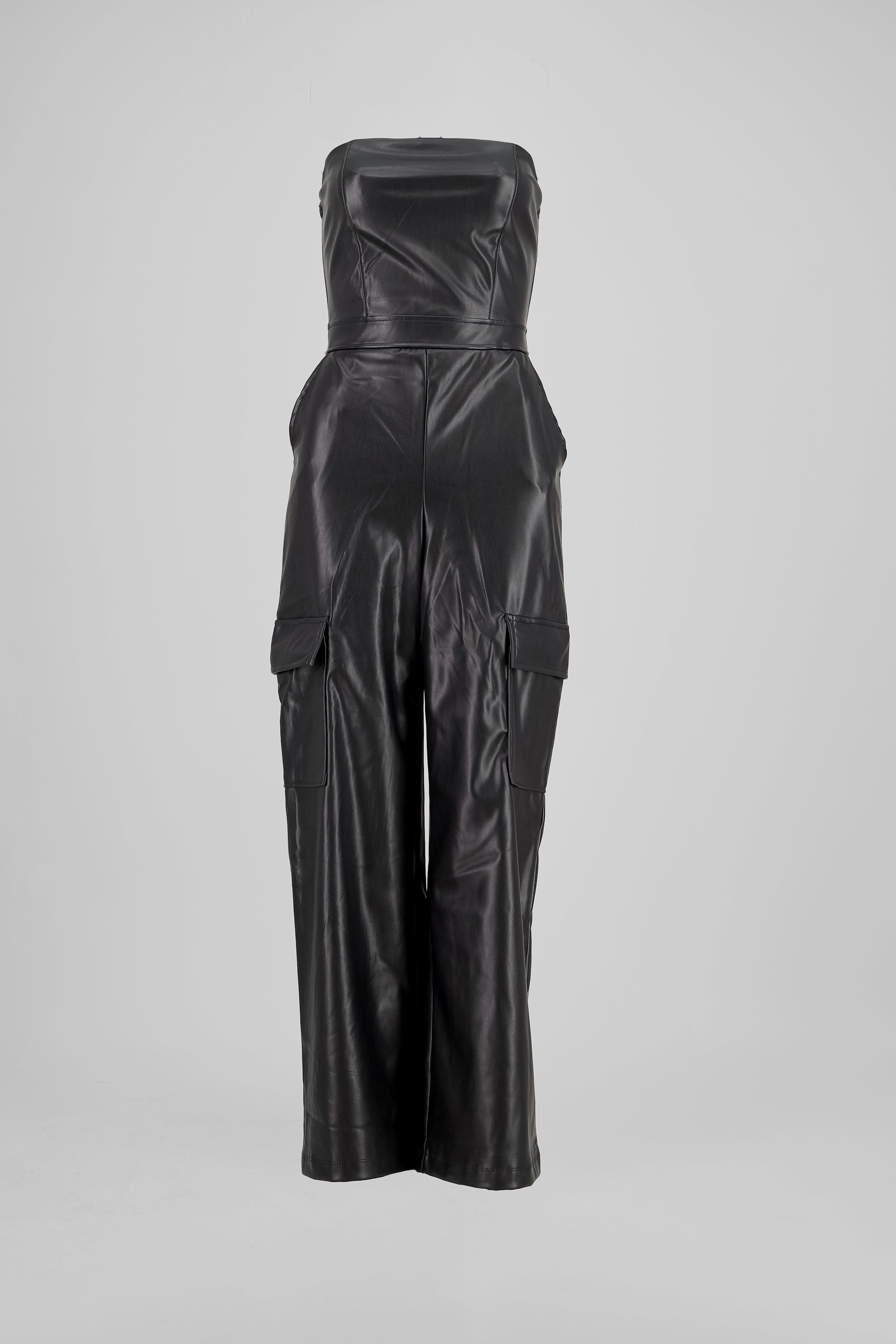 Jumpsuit cargo liso NEGRO