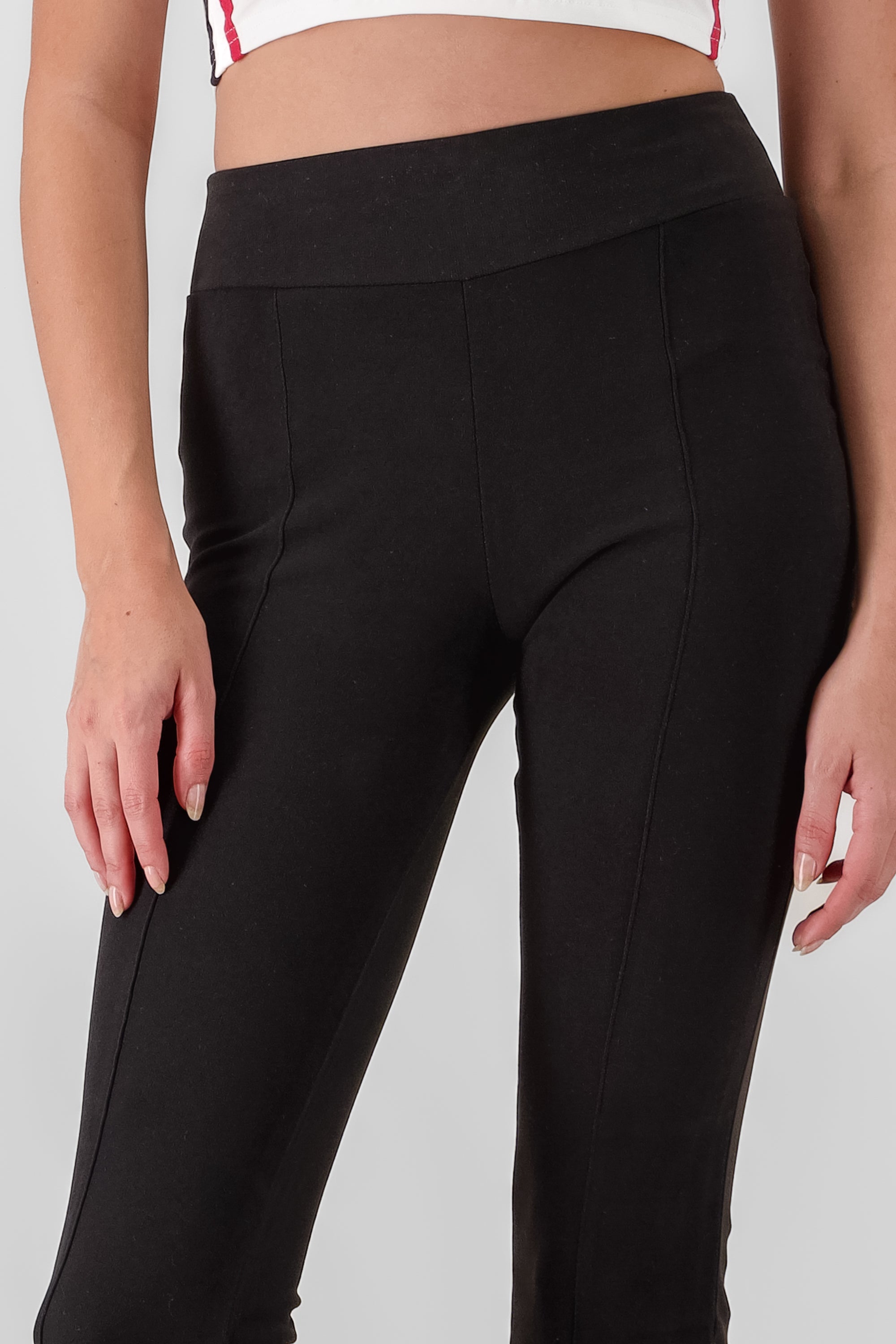 Pantalon flare textura liso NEGRO