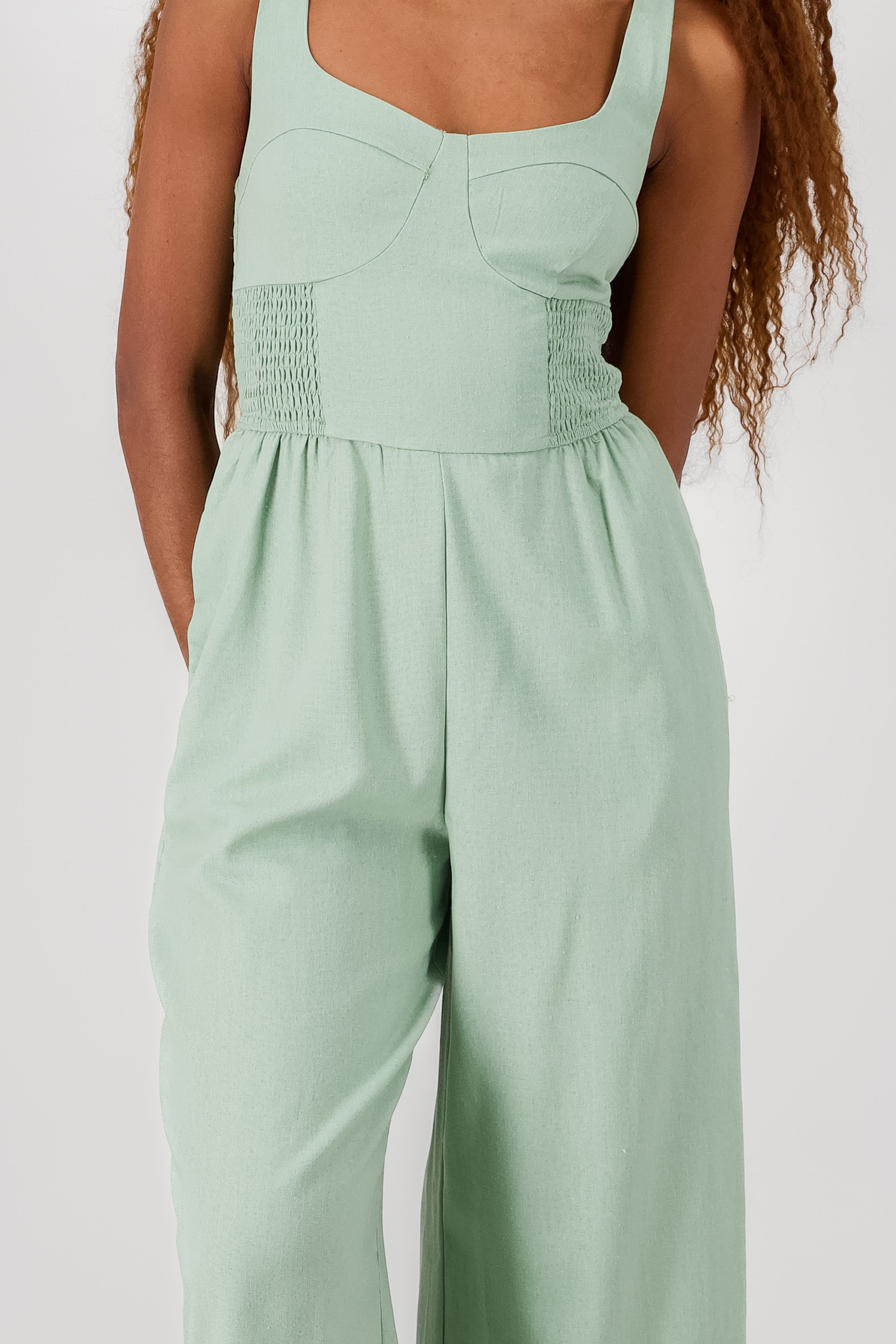 Jumpsuit frunces a los costados VERDE CLARO