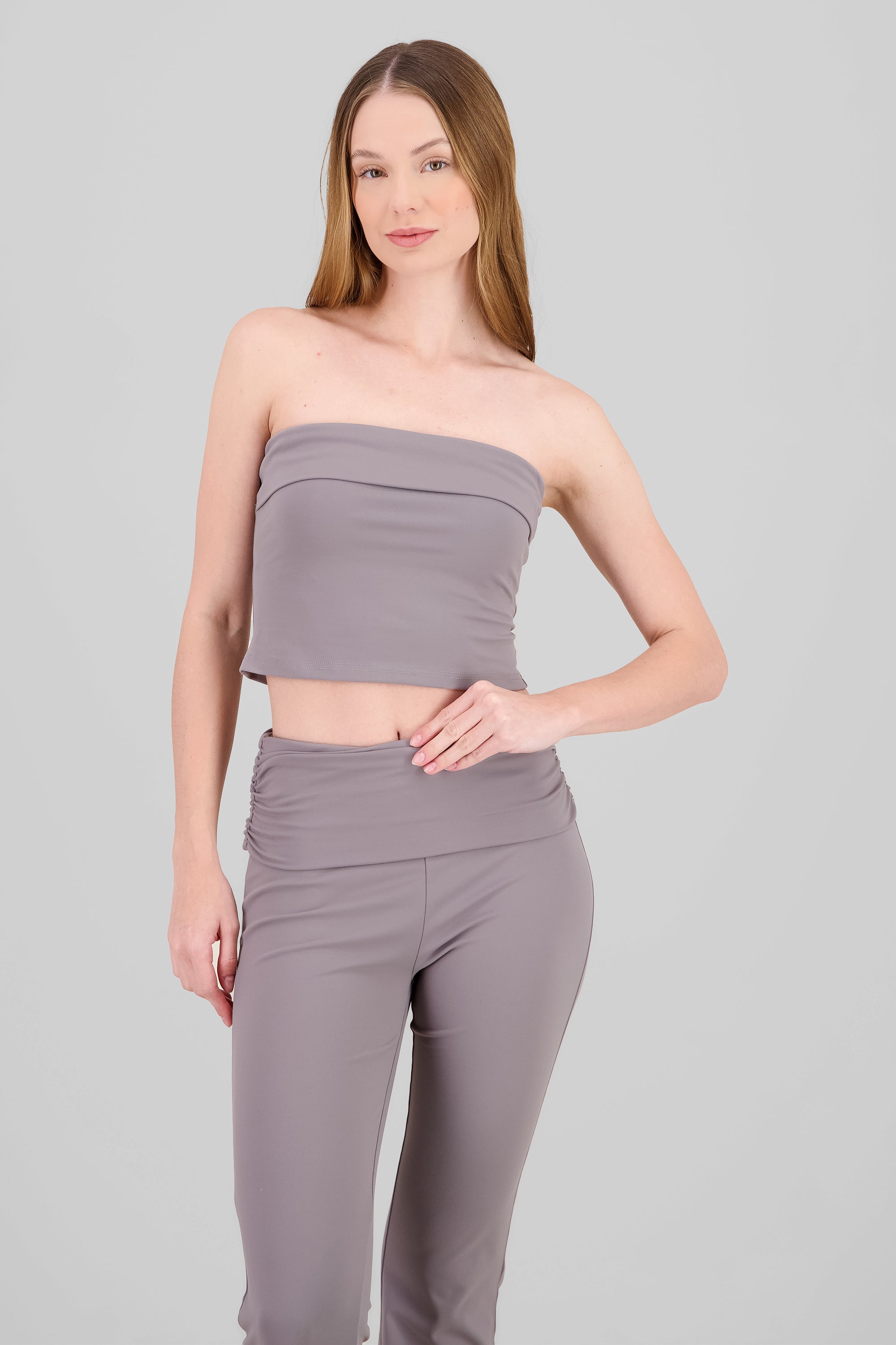 Top strapless liso GRIS